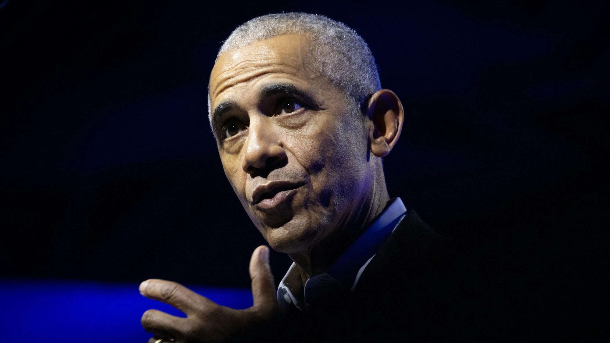 Der ehemalige US-Präsident Barack Obama hat sich zum Attentat auf Charlie Kirk und dem Umgang der US-Regierung damit geäußert. (Archivbild)