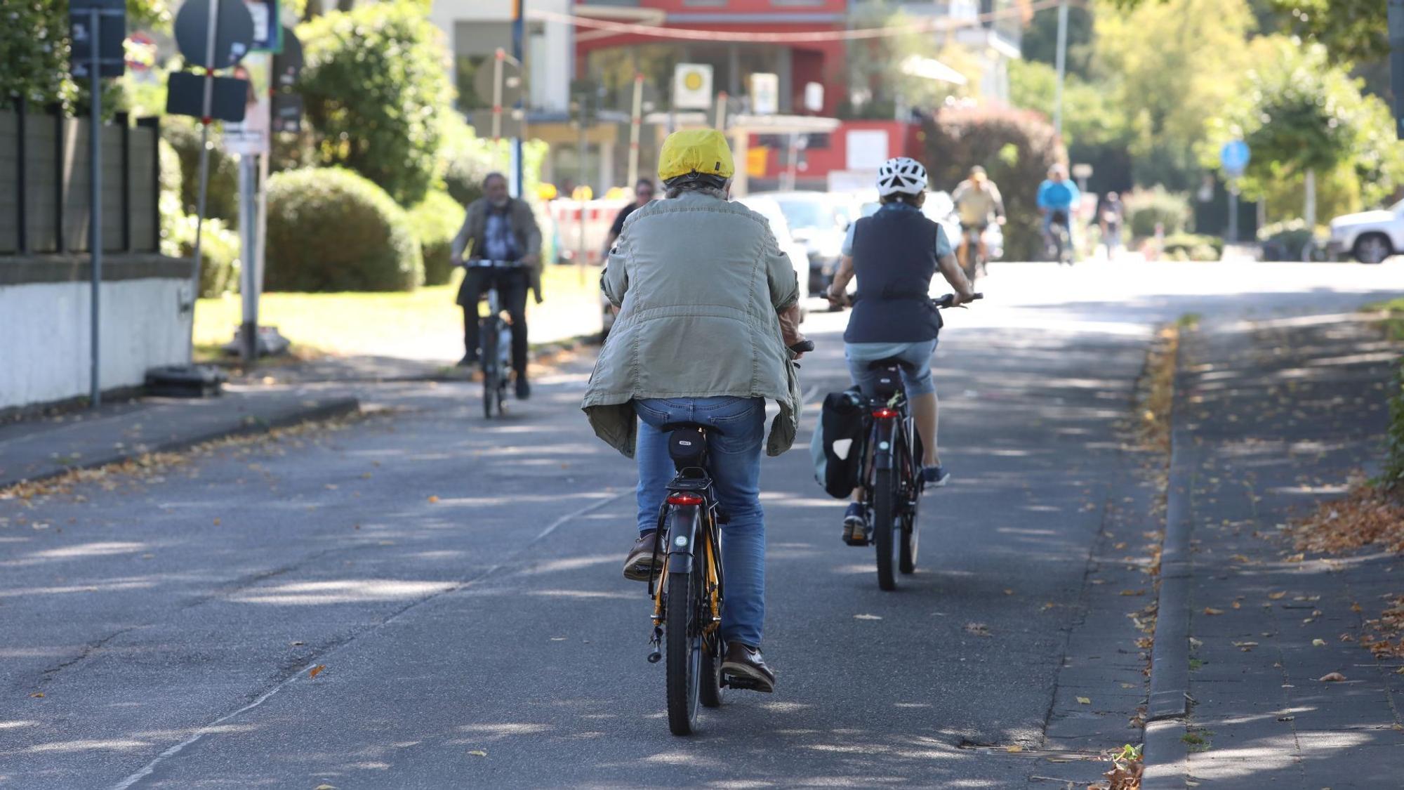 Die Straße bekommt einen neuen Belag und wird halbseitig zur Fahrradstraße.