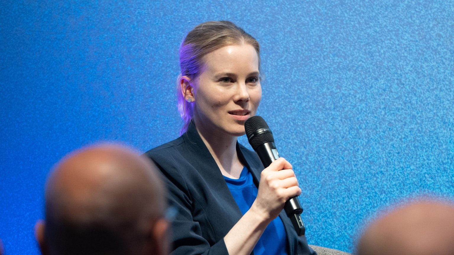 Julia Ruhs bei einer Diskussionsveranstaltung. (Archivbild)