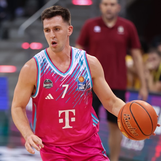 Baskets-Aufbauspieler Grayson Murphy kann nicht nur passen, sondern auch punkten.