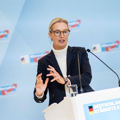 Alice Weidel, Fraktions- und Bundesvorsitzende der AfD, gibt vor der Fraktionssitzung ein Statement.
