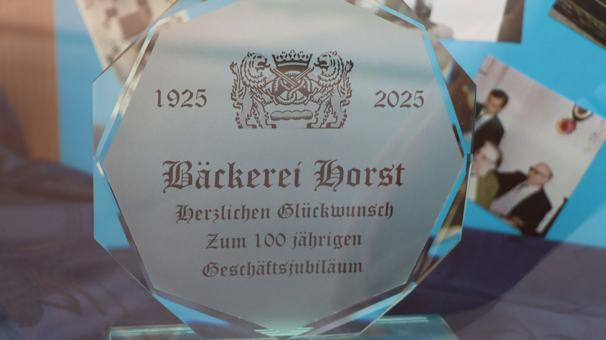 Zu sehen ist eine transparente