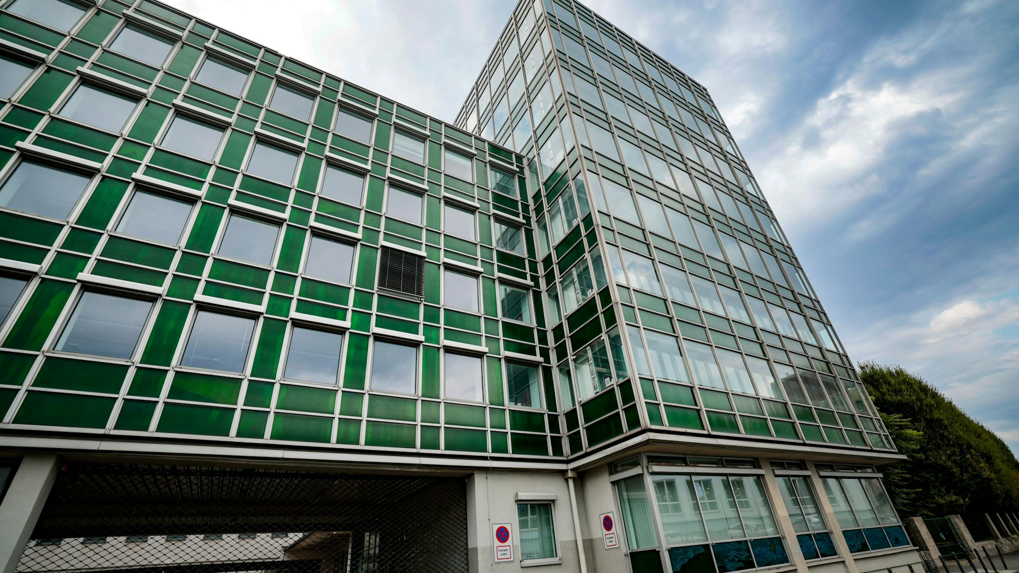 Die ehemalige Kaufhof-Zentrale an der Leonhard-Tietz-Straße hat die Stadt Köln bereits 2022 gemietet, nutzt sie bislang aber nicht.