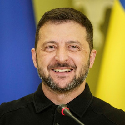 Wolodymyr Selenskyj während einer Pressekonferenz. Der ukrainische Präsident hat mit Angriffen auf den Kreml in Moskau gedroht. (Archivbild)