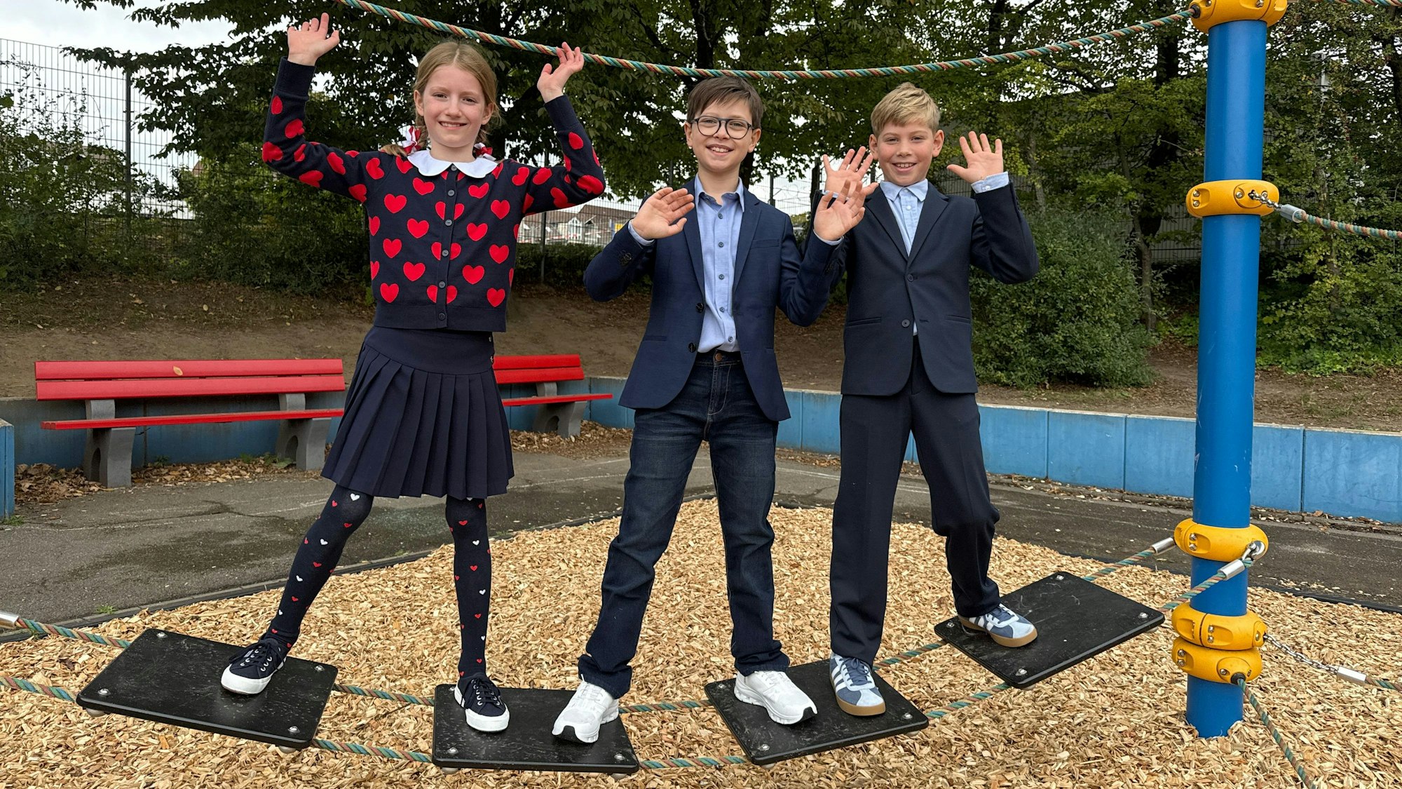 Freuen sich auf ihr Amt: Jungfrau Phili (v.l.), Prinz Linus II. und Bauer Jonathan