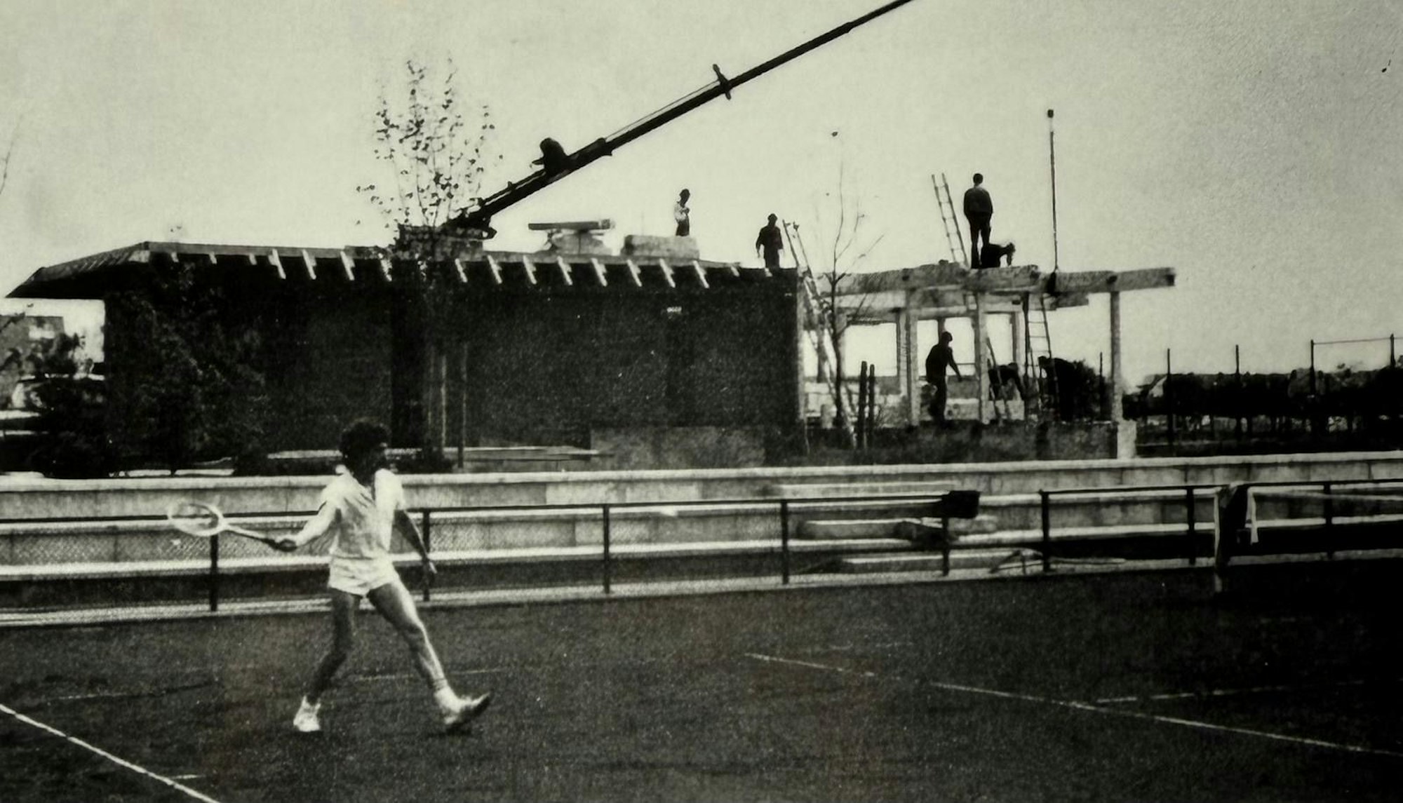 75 Jahre Tennisclub TC Blau-Weiss Siegburg, Bau des Clubhauses