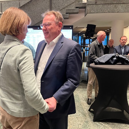 Henriette Reker und ihr möglicher Nachfolger als OB Kölns, Torsten Burmester im Rathaus.