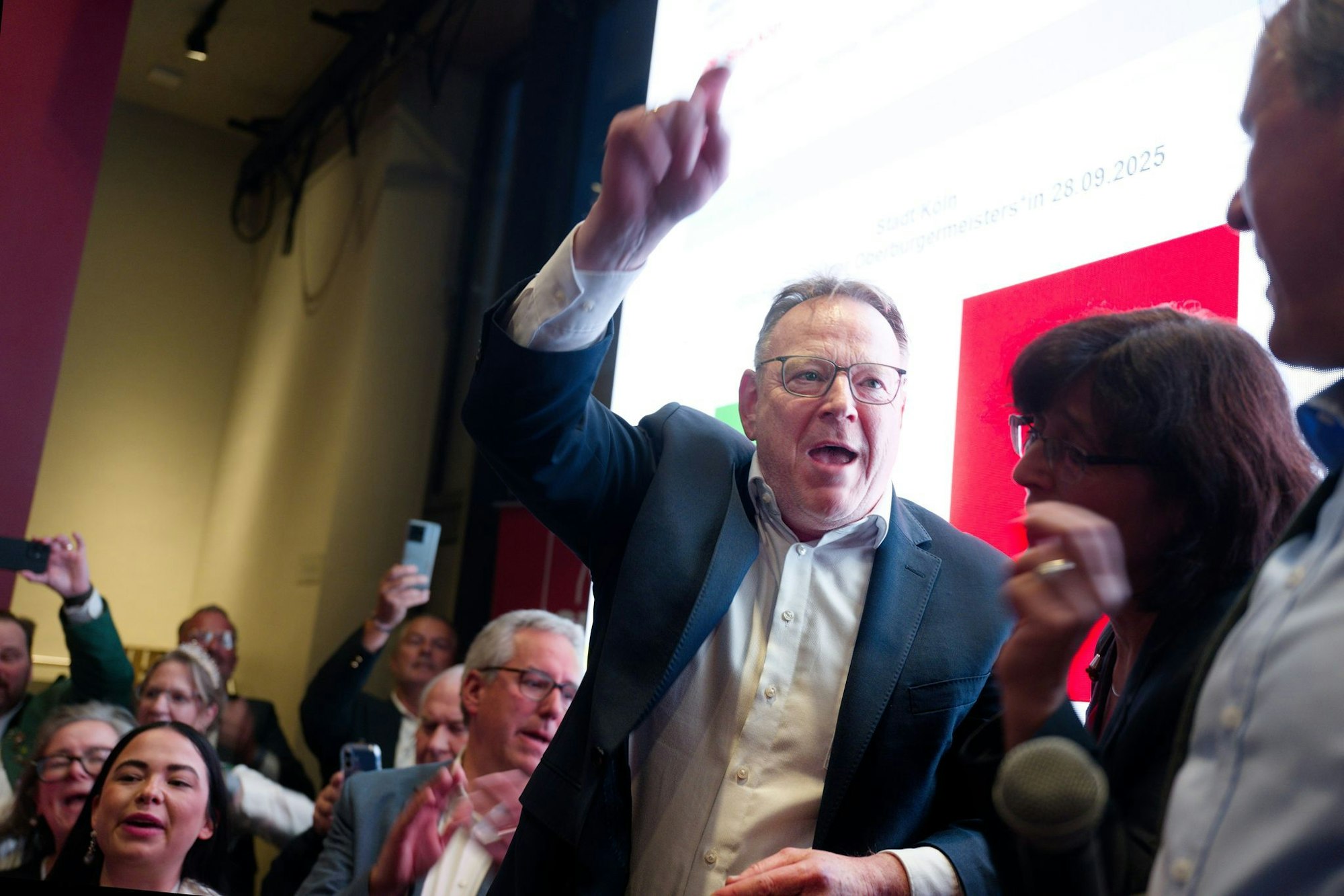 Der SPD-Politiker Torsten Burmester wird neuer Oberbürgermeister von Köln.