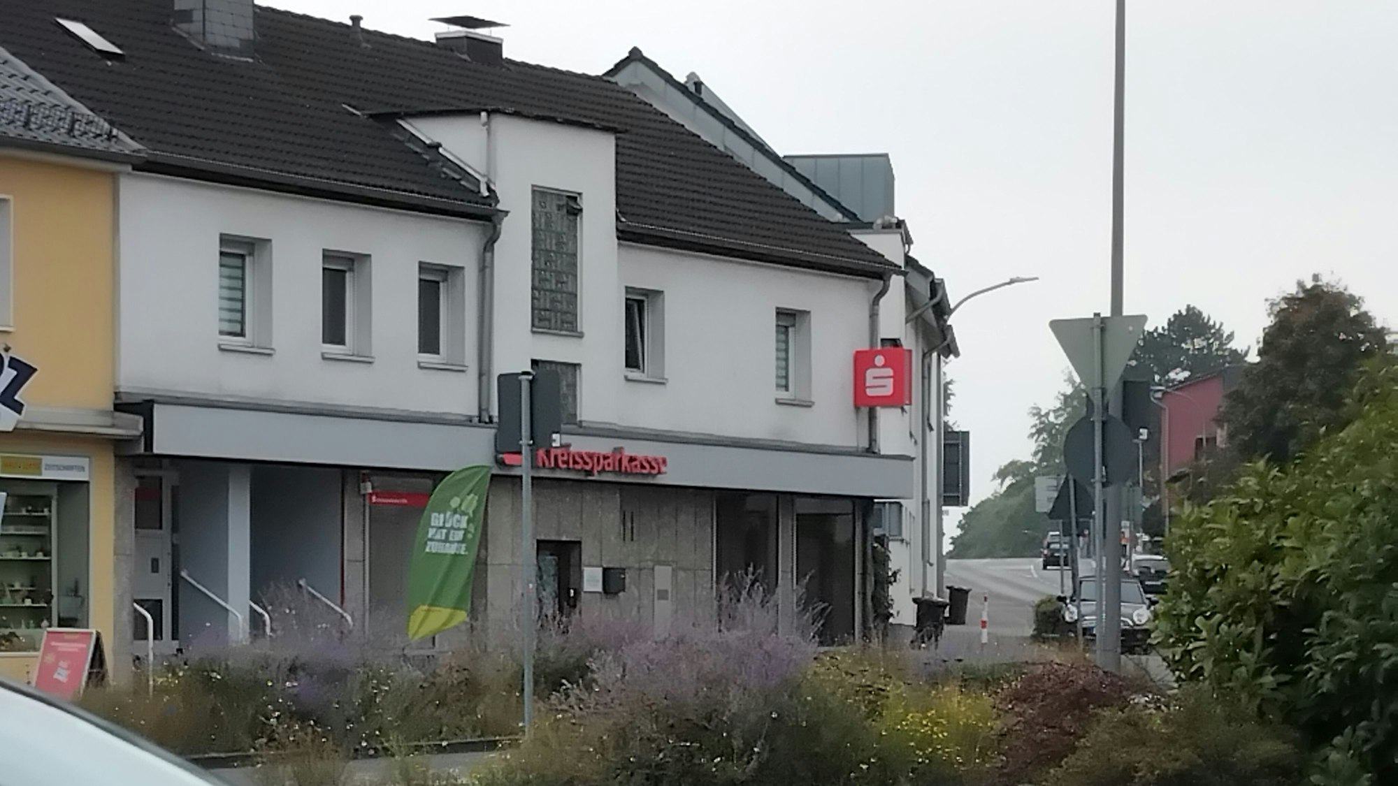 Die KSK-Filiale auf dem Stallberg schrumpfte zunächst zum Selbstbedienungsstandort, nun wird auch der geschlossen.