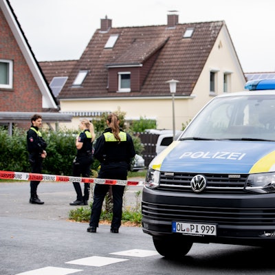 In einem Wohngebiet in Oldenburg wurden Am Montag (29. September) vier Tote entdeckt.