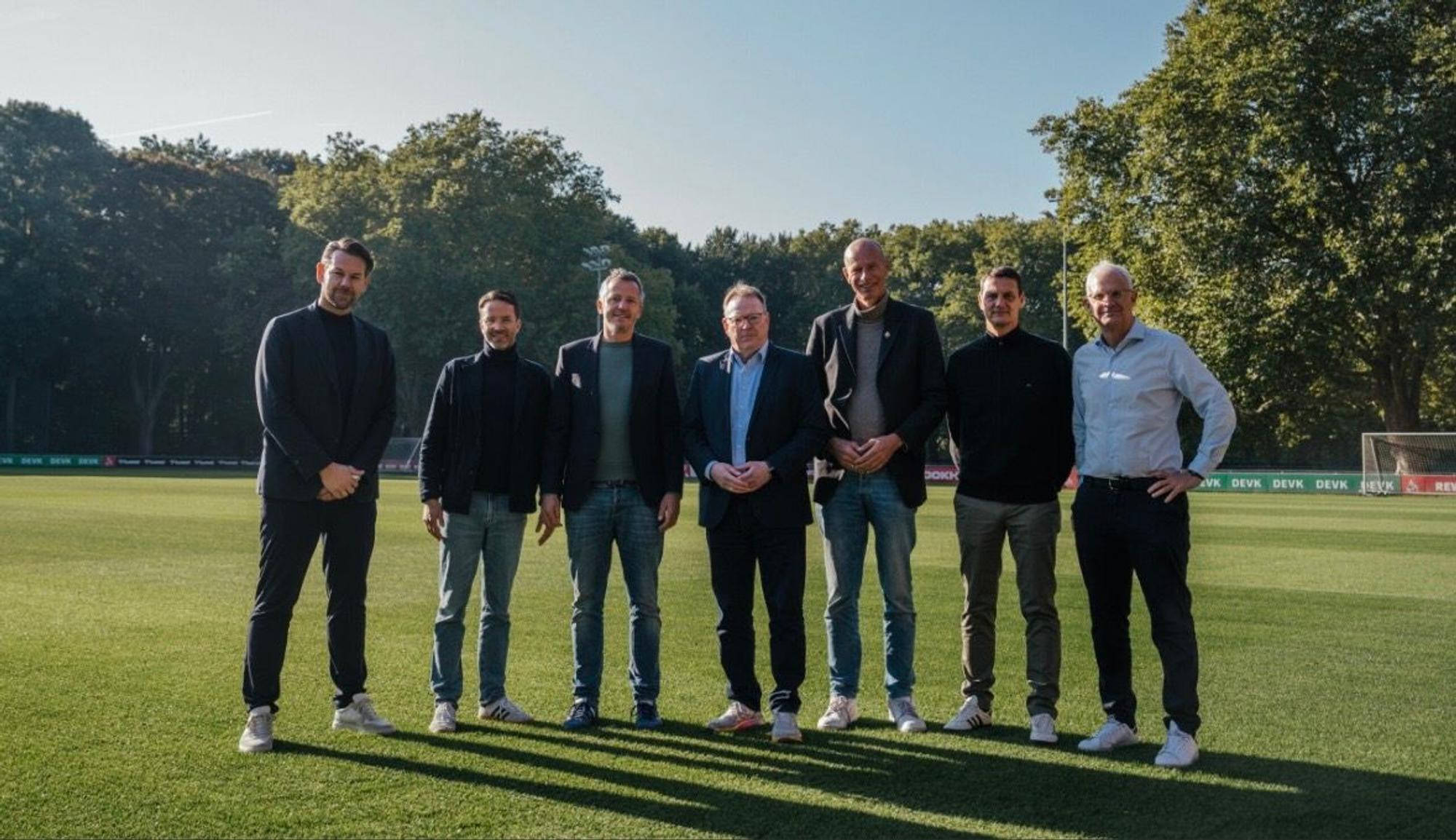 Der neue Kölner OB Torsten Burmester besuchte im Oktober 2025 vor seinem offiziellen Amtsantritt den 1. FC Köln am Geißbockheim.
