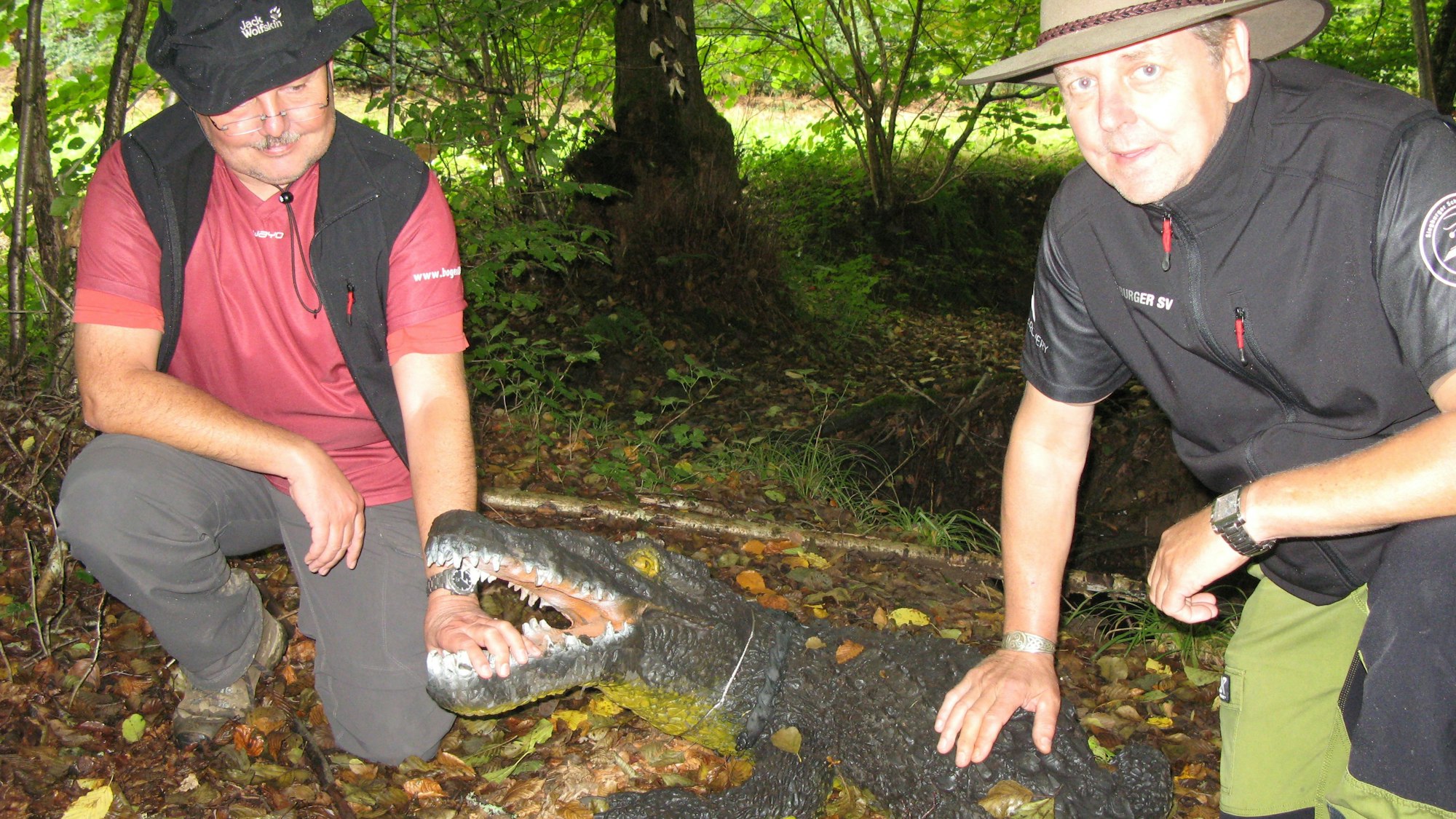 Auch in Krokodil gibt es in dem 3D-Parcours. Es ist ganz harmlos wie Marcus Assmann (l.) und Stephan Langel demonstrieren.