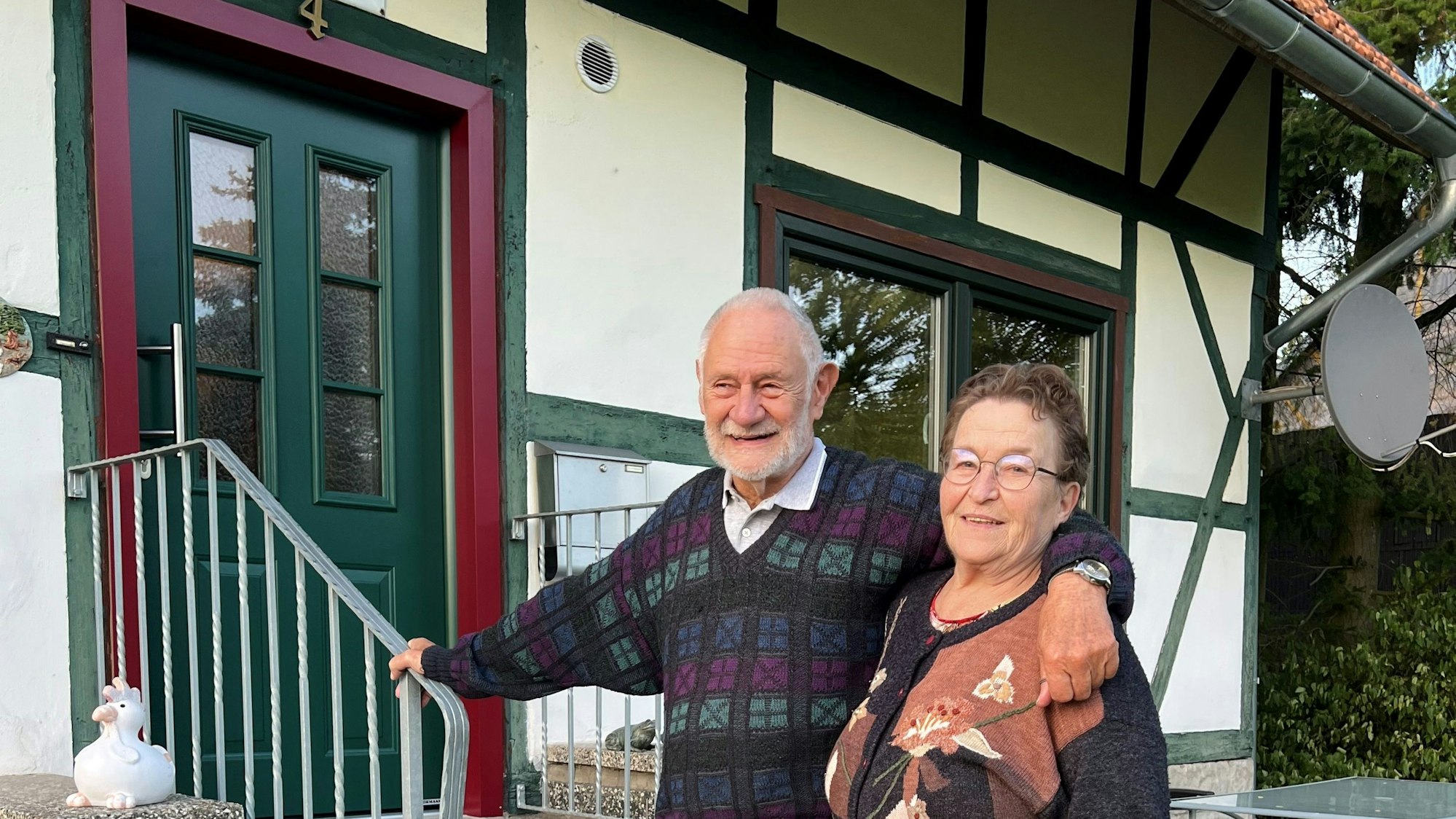 Aus Köln nach Wahlhausen: Dieter und Elke Gleisner fühlen sich in der Dorfgemeinschaft sehr wohl.