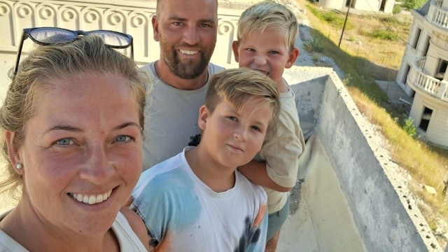 Selfie von Familie Pollkläsener auf ihrer Reise.