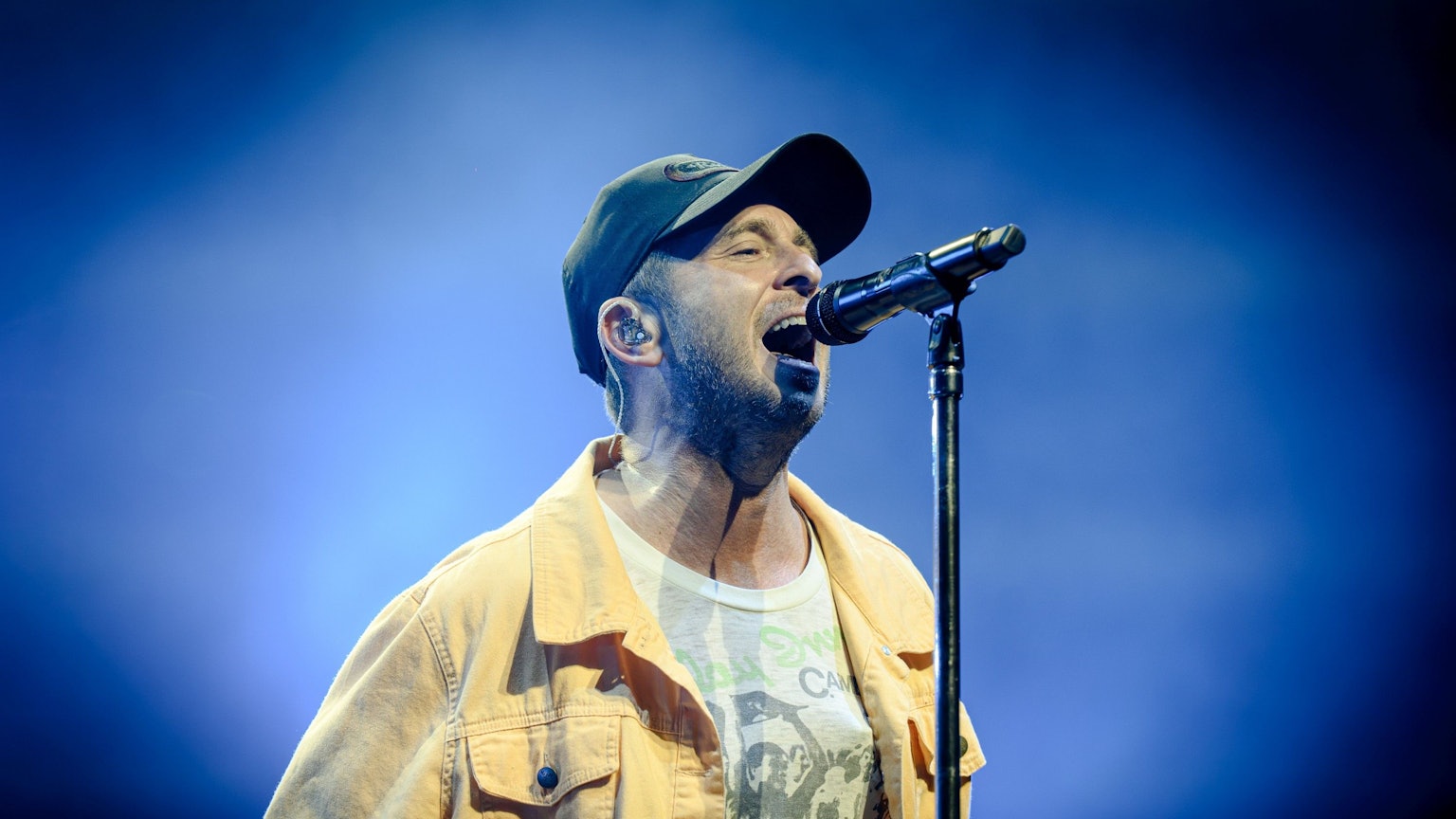 Frontmann Ryan Tedder mit One Republic beim Auftritt in der Lanxessarena in Köln