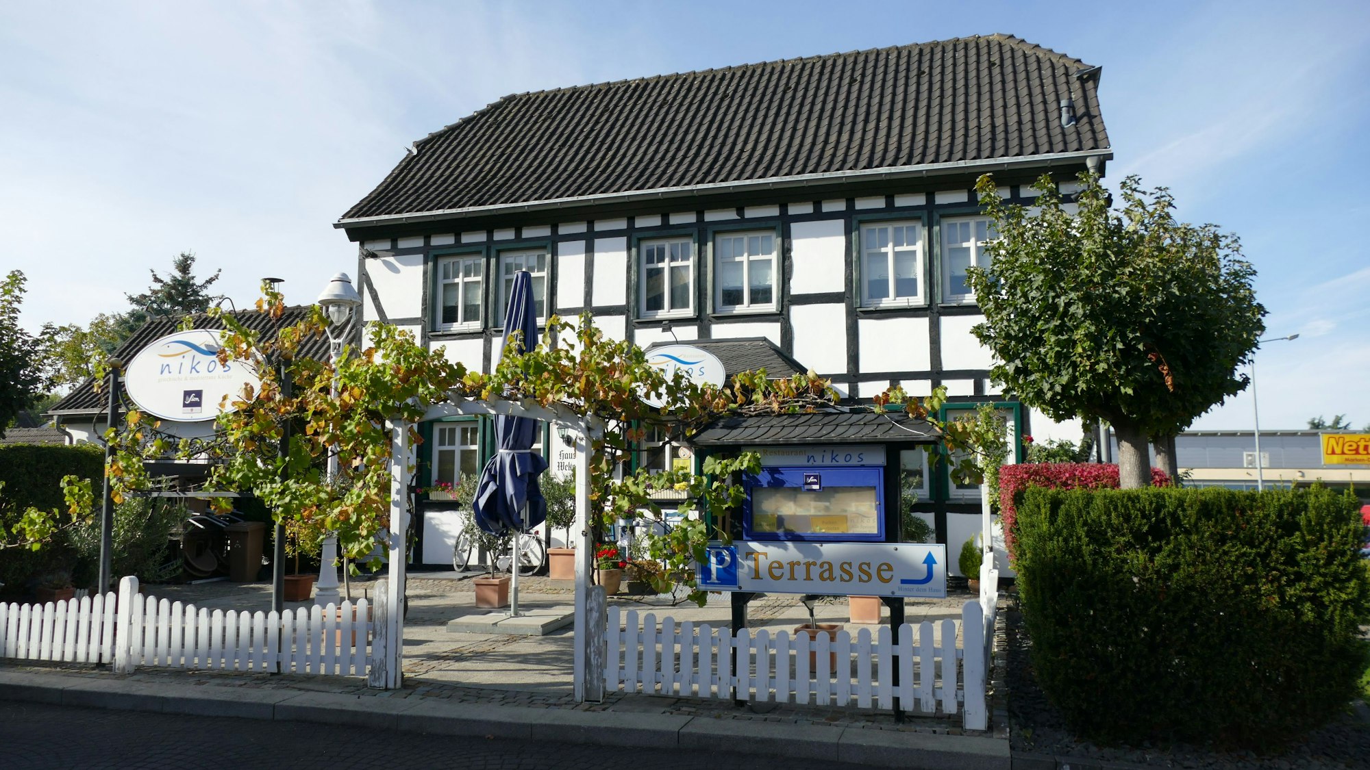 60 Sitzplätze hat das schmucke Fachwerkhaus an der Marktstraße.