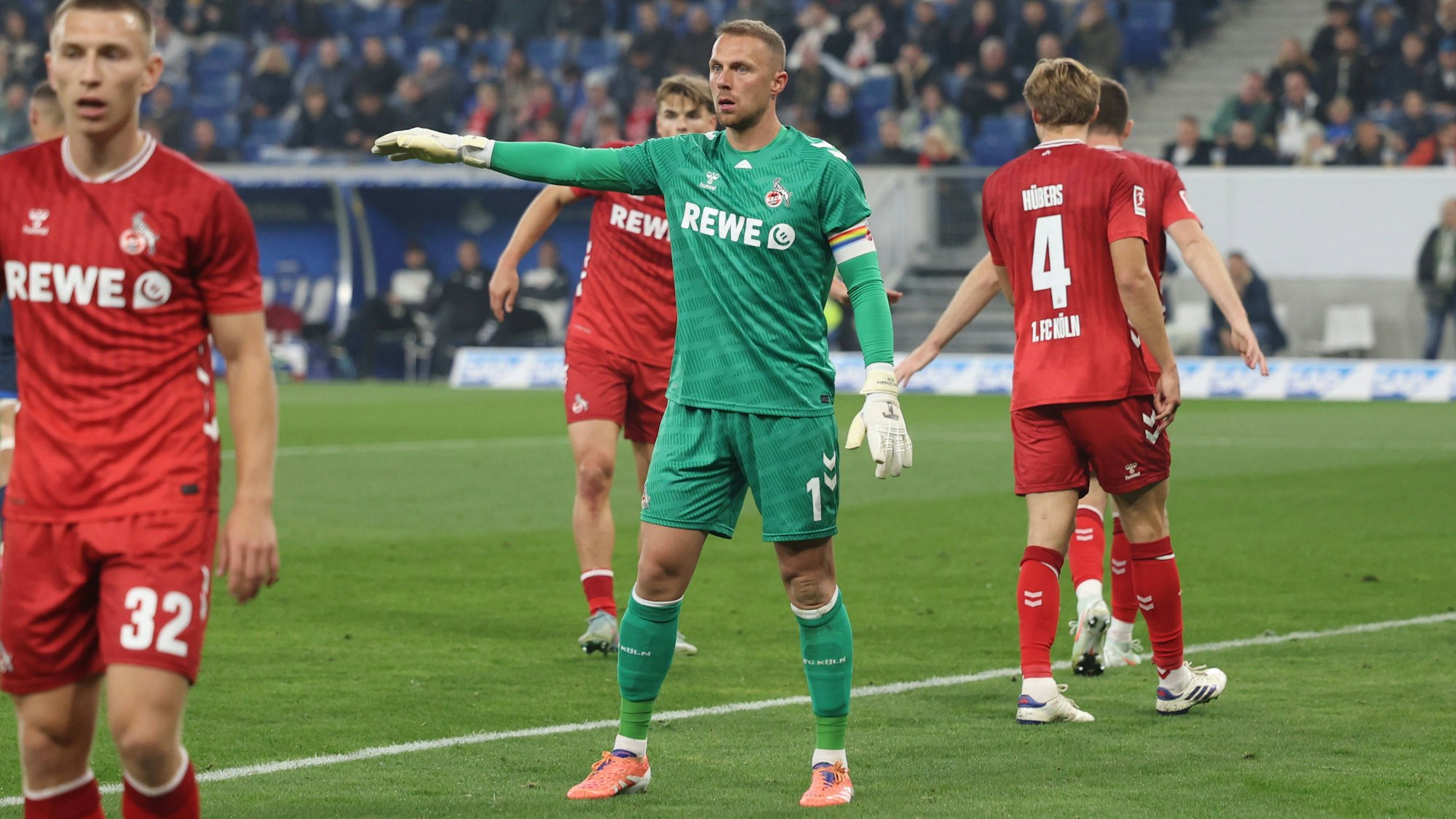 Zum zweiten Mal zu null: Marvin Schwäbe überragte in Hoffenheim.