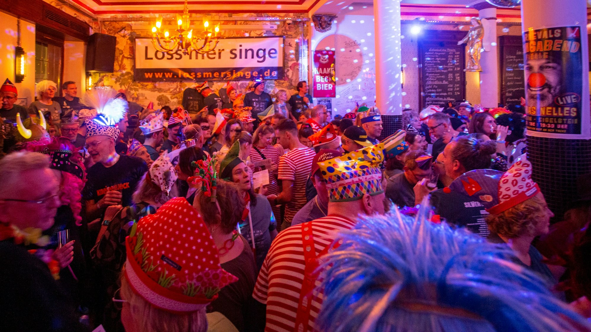 Loss mer singe im Lapidarium