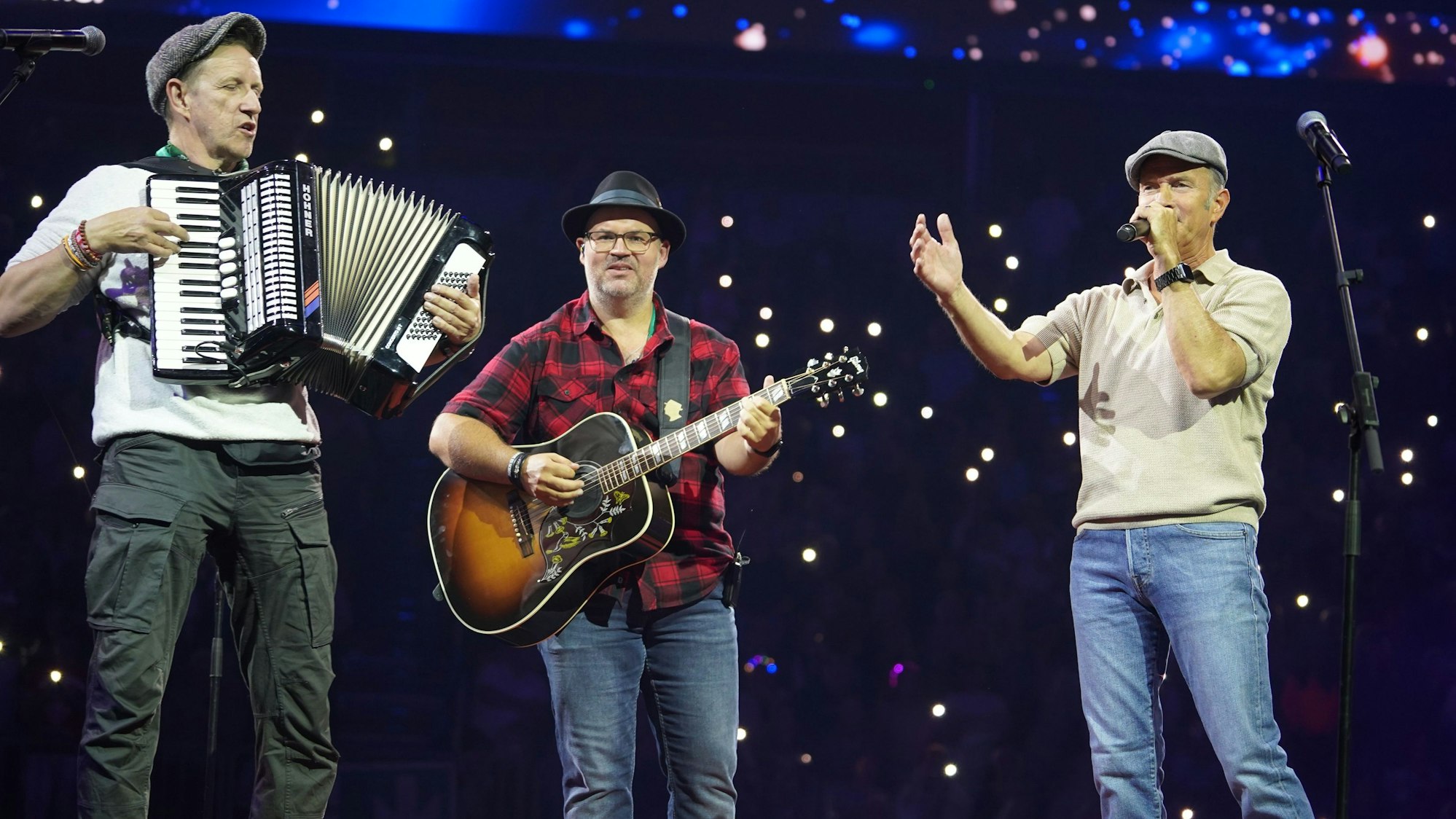 Björn Heuser (Mitte) begrüßte Robert Kowalka (links) und Frank Reudenbach von den Klüngelköpp.