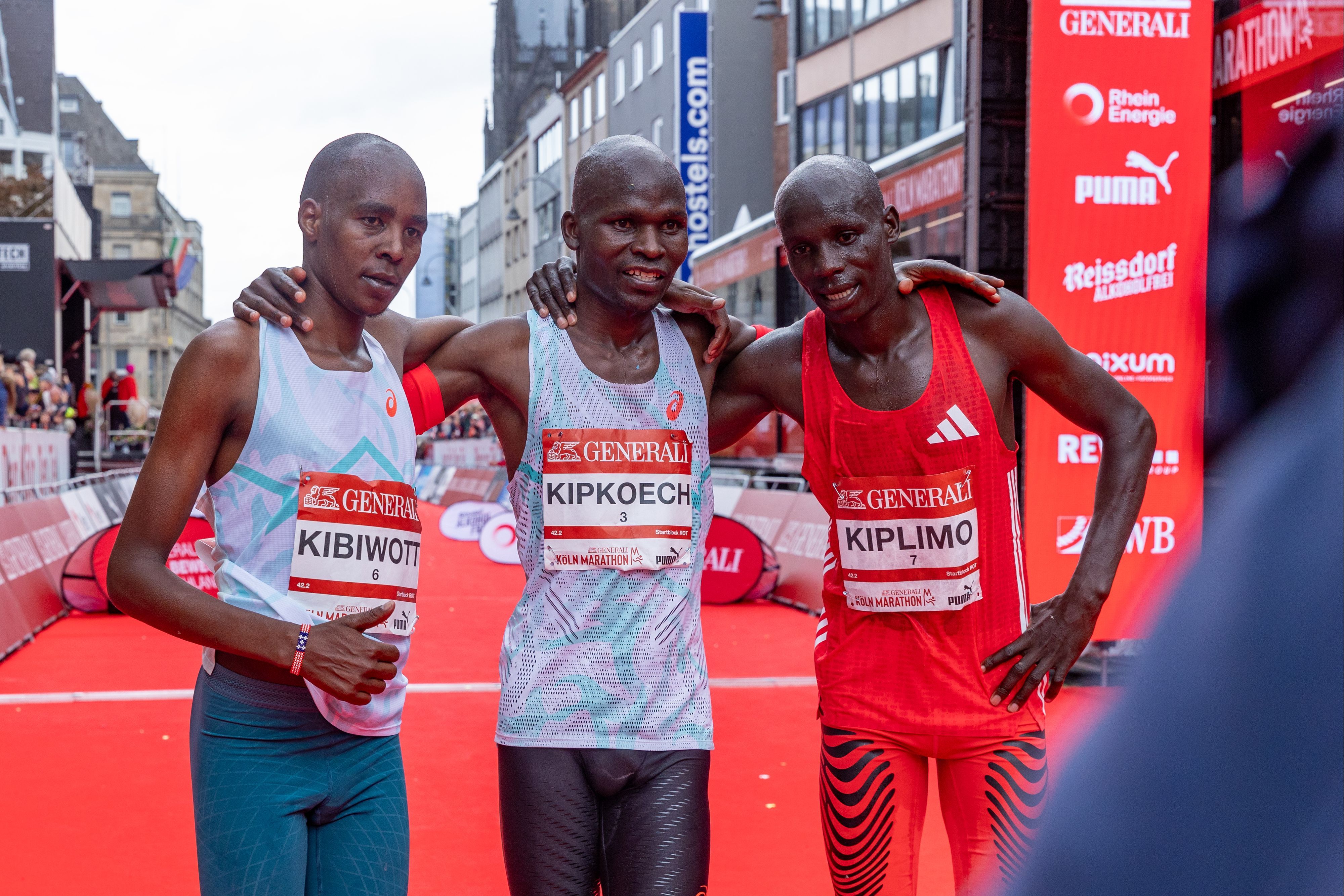 Sieger Kibiwott Kandie (Kenia) stellte einen neuen Streckenrekord auf, vor Barnaba Kipkoech und Jacob Kiplimo.