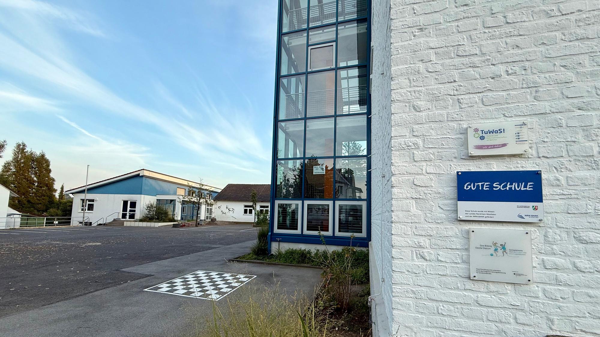 Die Grundschule Dierath