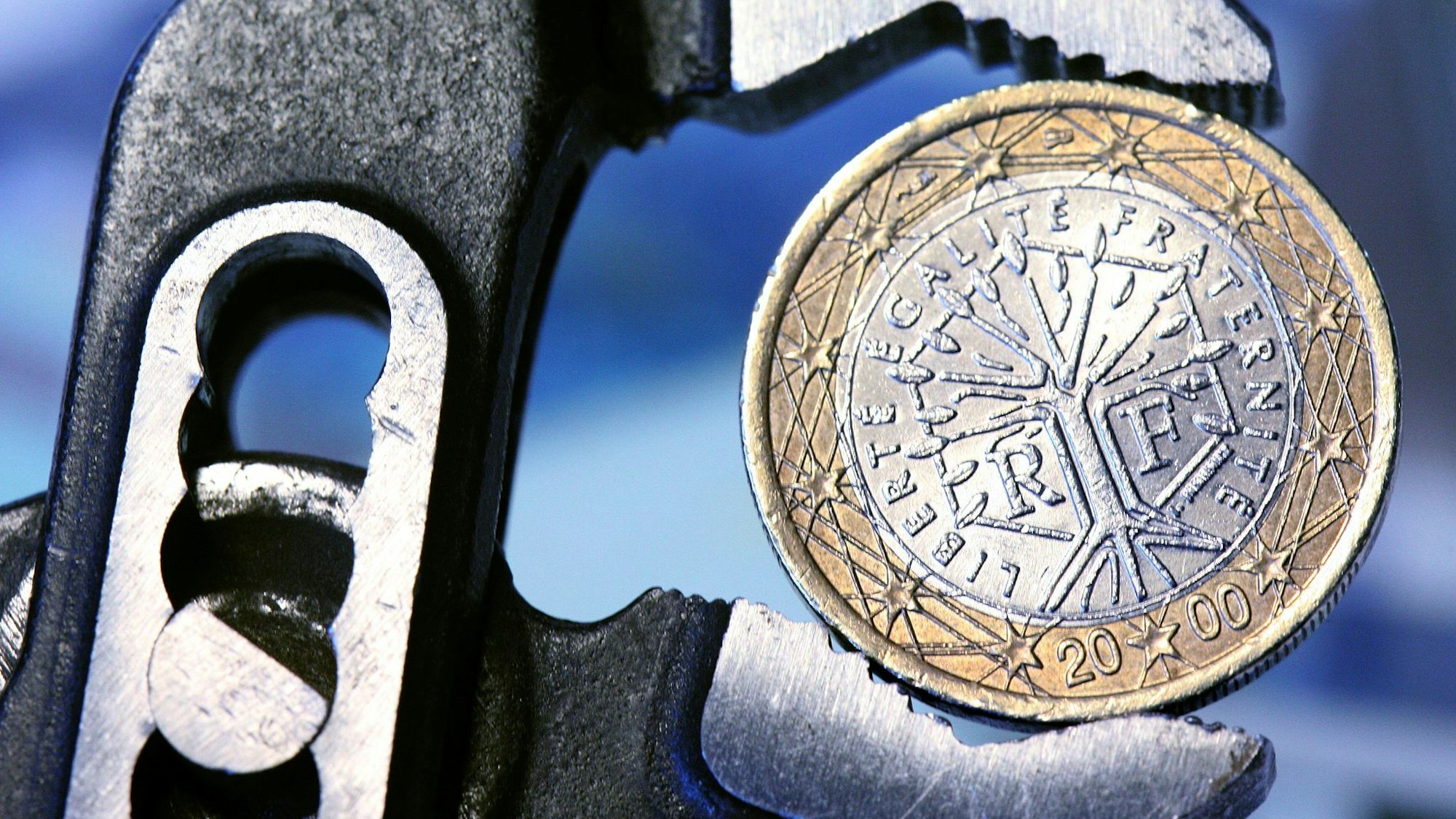 Nehmen Finanzspekulanten Frankreich in die Zange? (Symbolbild)