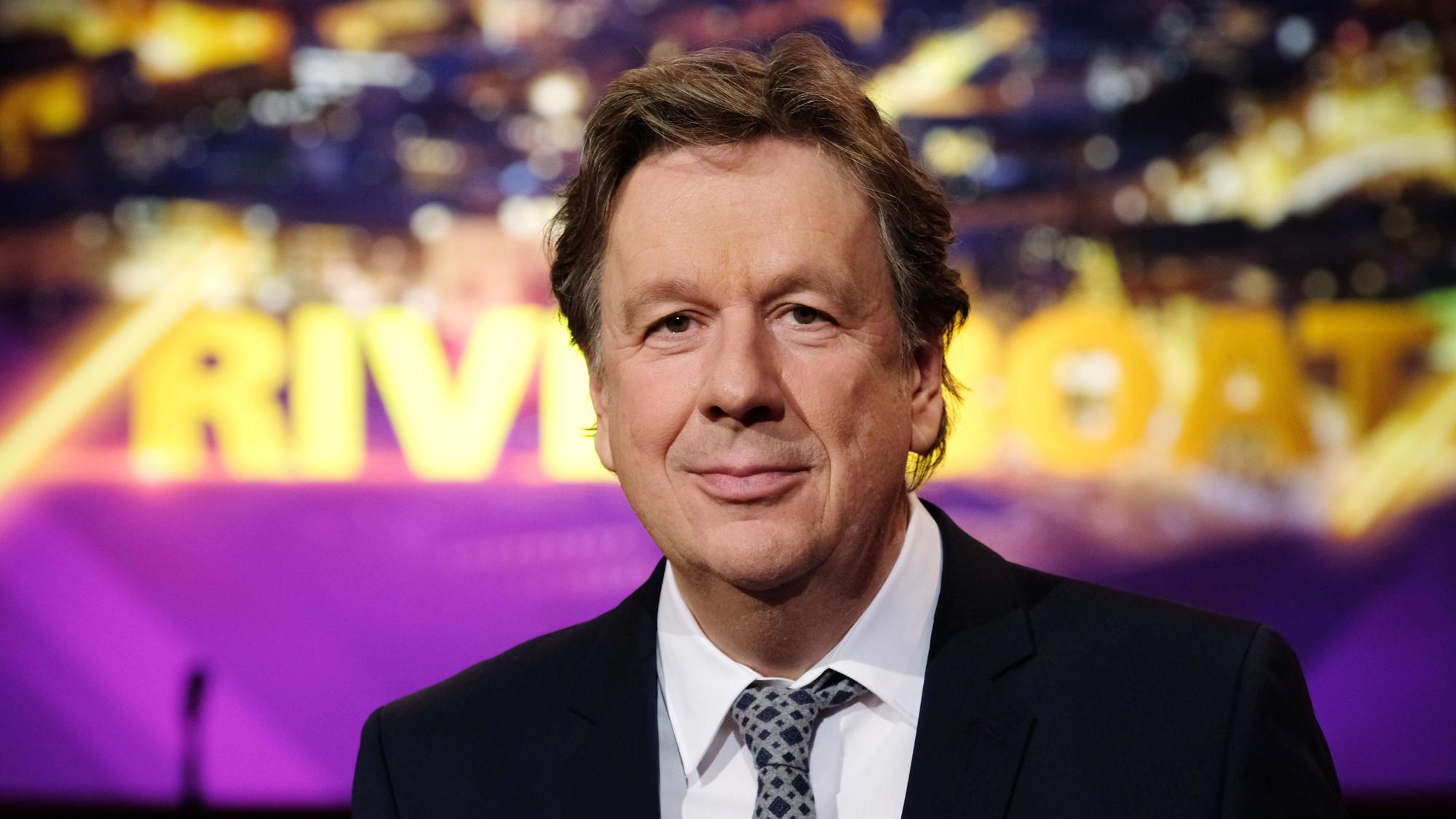 17.12.2018, Sachsen, Leipzig: Jörg Kachelmann im Studio der Talkshow "Riverboat" des Mitteldeutschen Rundfunks (MDR). Gemeinsam mit Kollegin Fisher moderiert Kachelmann "Riverboat" künftig wöchentlich, die erste gemeinsame Sendung wird am 04.01.2019 ausgestrahlt.