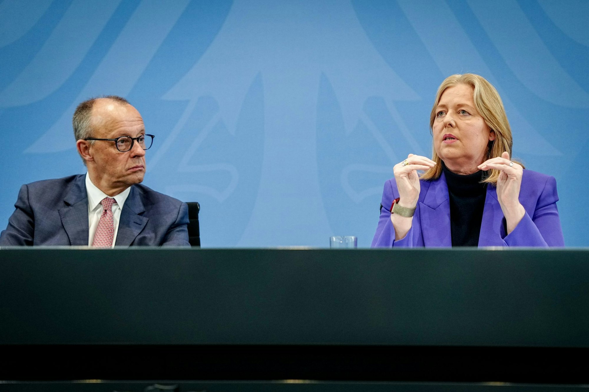 Kanzler Friedrich Merz (CDU) und Arbeitsministerin Bärbel Bas (SPD) haben lange um das Bürgergeld gerungen.