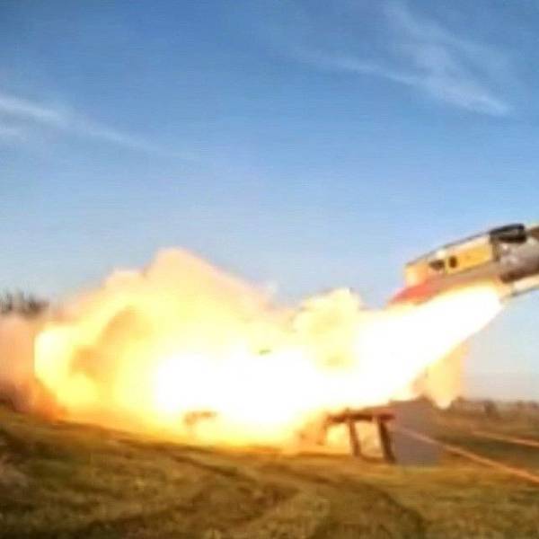 Ein Screenshot aus einem Video zeigt einen ukrainischen Flamingo-Marschflugkörper beim Start. (Archivbild)