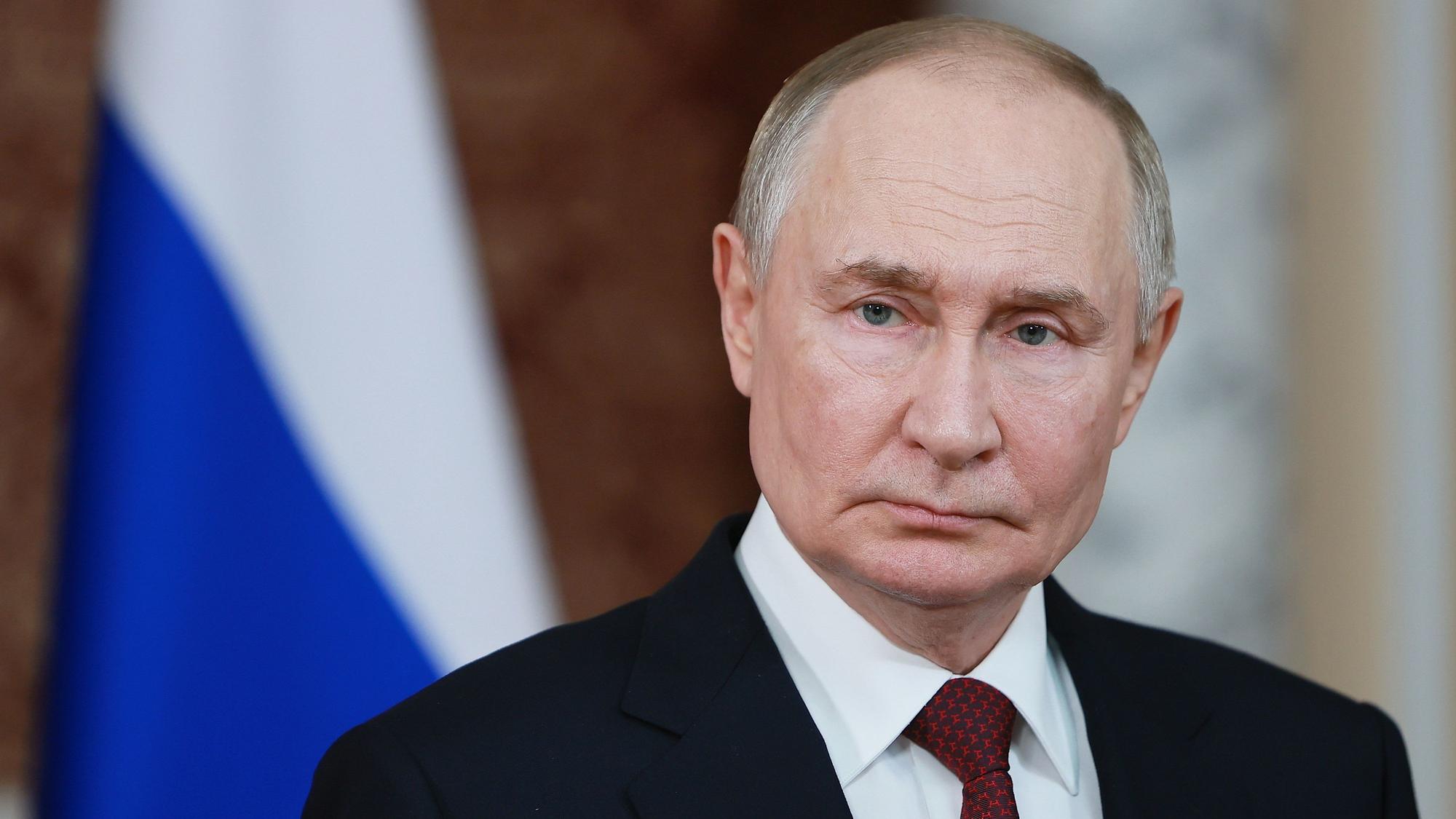 Wladimir Putin bei einer Pressekonferenz in Tadschikistan. (Archivbild)