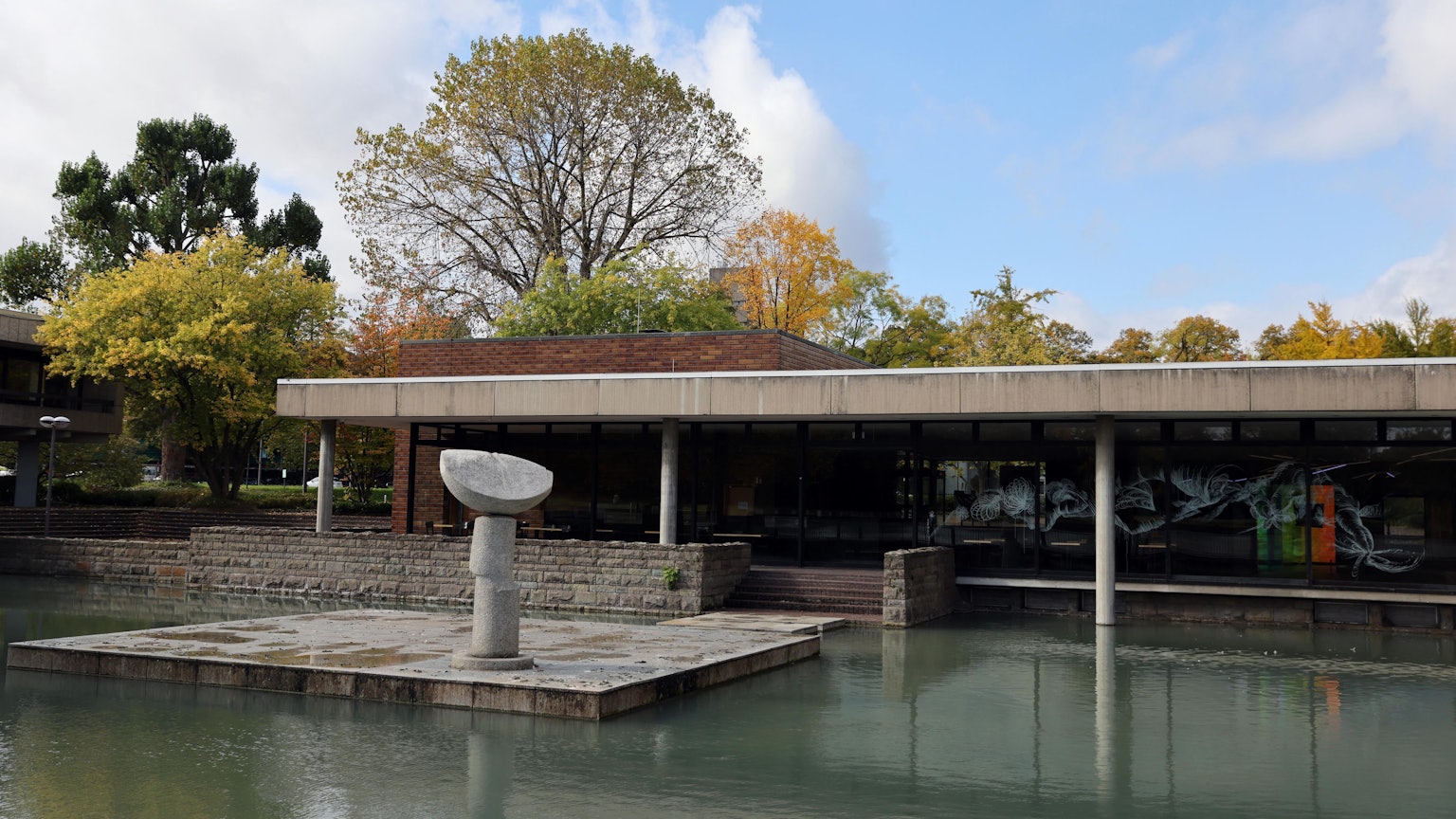 Das Museum für Ostasiatische Kunst (MOK) am Aachener Weiher in Köln.