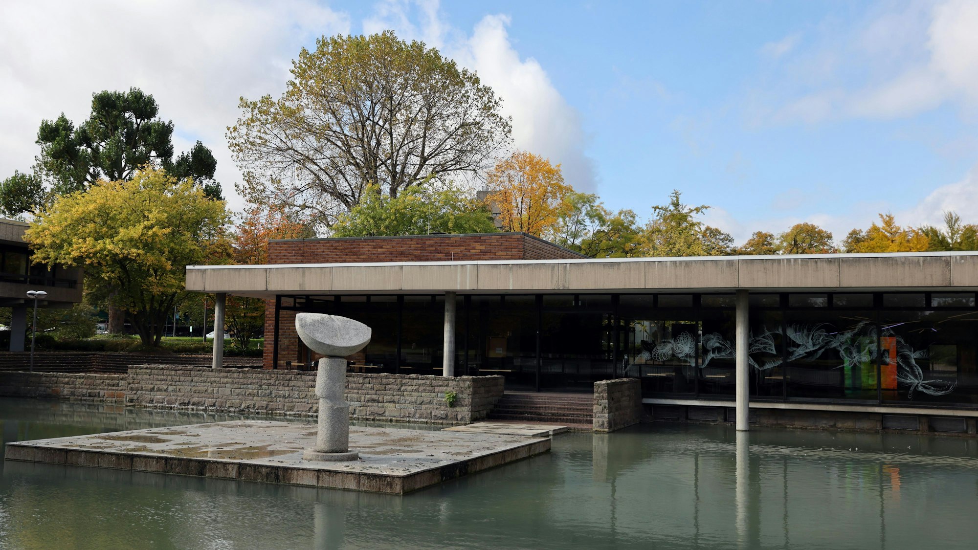 Das Museum für Ostasiatische Kunst (MOK) am Aachener Weiher in Köln.
