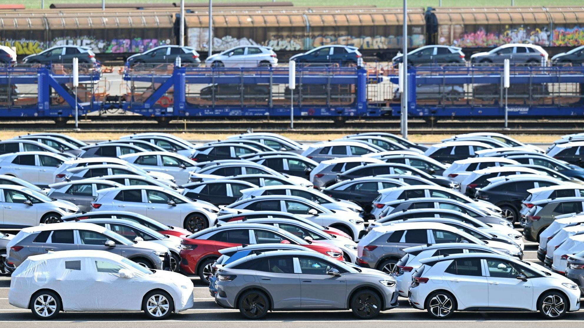 Elektroautos des VW-Konzerns: Ihr Absatzplus glich Rückgänge bei anderen Antriebstechnologien mehr als aus.