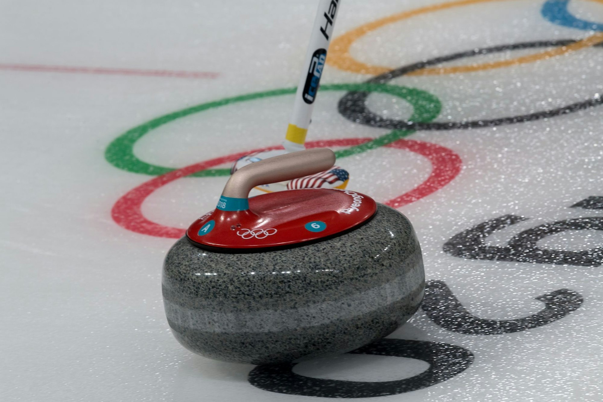 Die deutschen Curling-Frauen dürfen weiter von der Olympia-Teilnahme träumen. (Archivbild)
