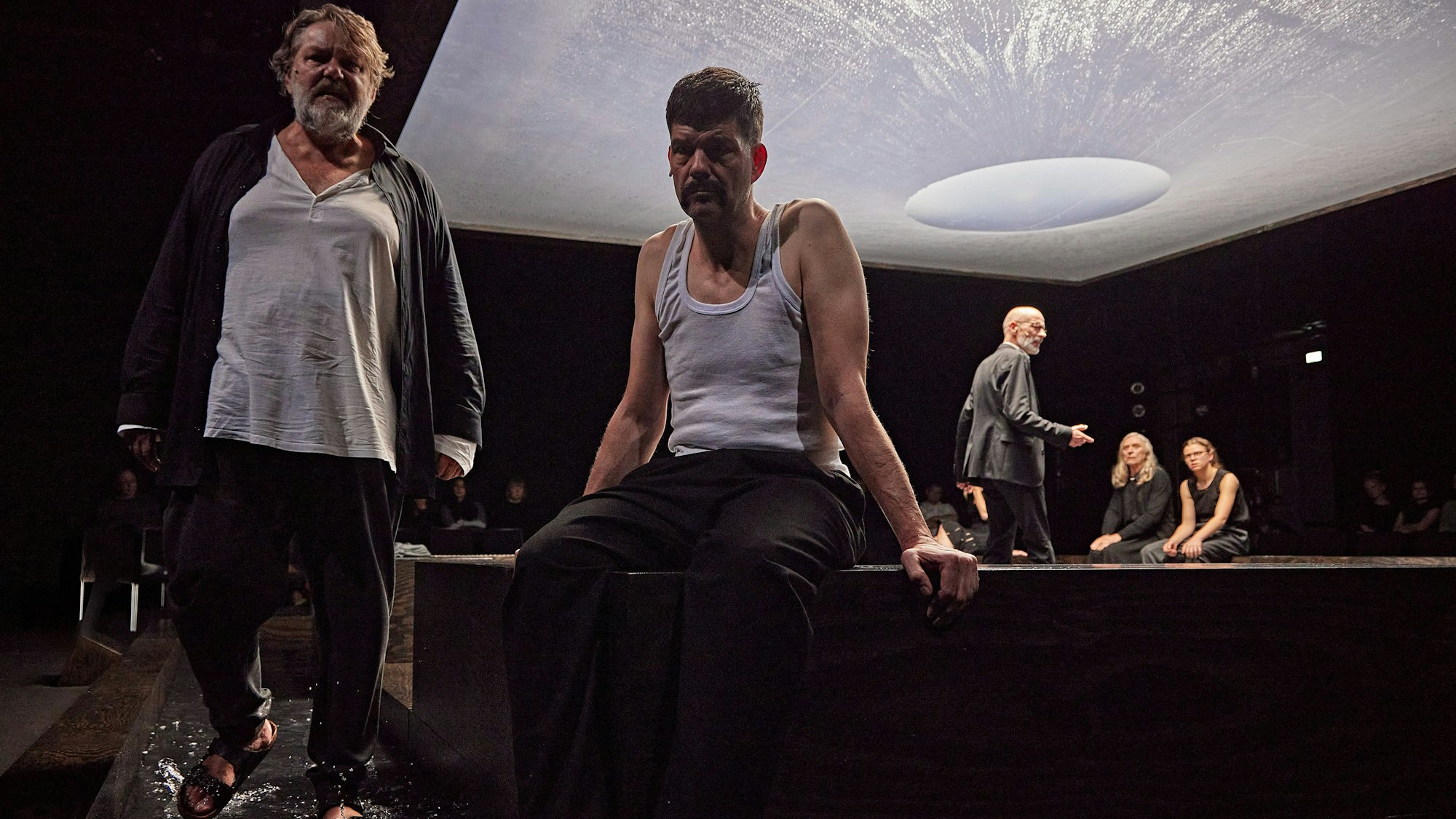 Szene aus „Onkel Wanja“ im Schauspiel Köln