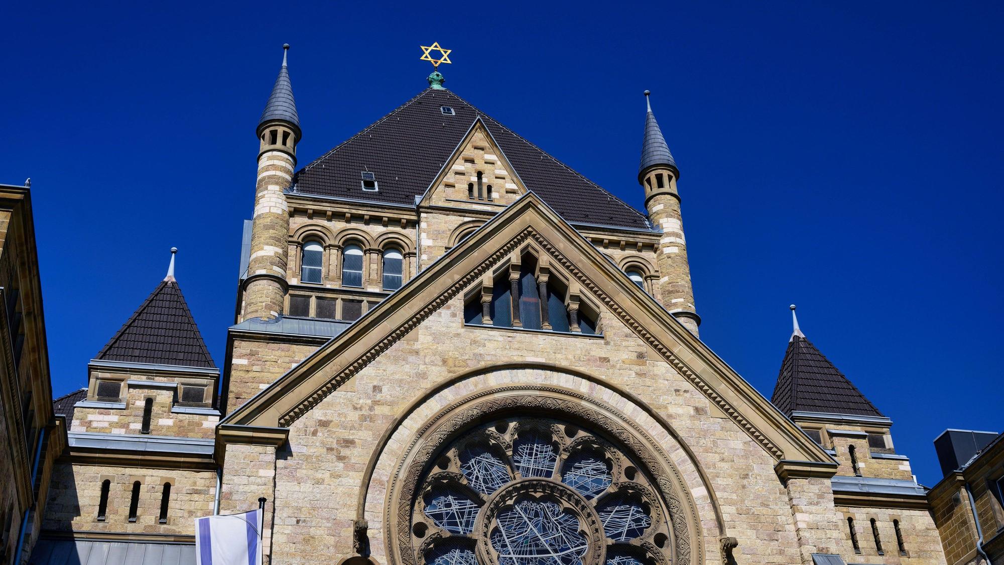 Die Synagoge im Kölner Rathenauviertel: Am 7. Oktober 2026 finden Gedenkveranstaltungen zum Jahrestag des Hamas-Terrors statt.