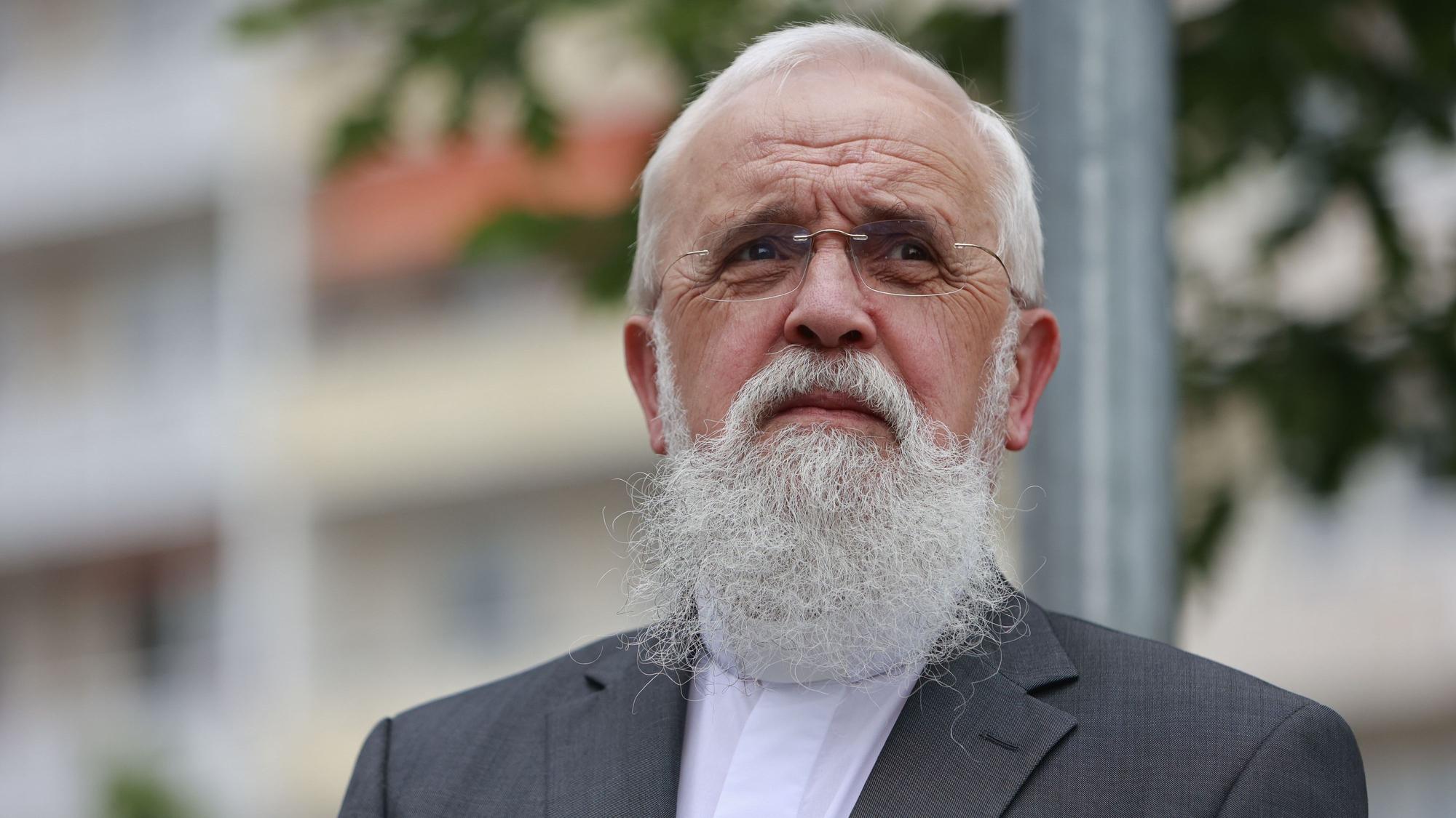 Gerhard Feige, Jahrgang 1951, ist seit 2005 Bischof von Magdeburg. Zudem leitet er die Ökumenekommission der Deutschen Bischofskonferenz.
