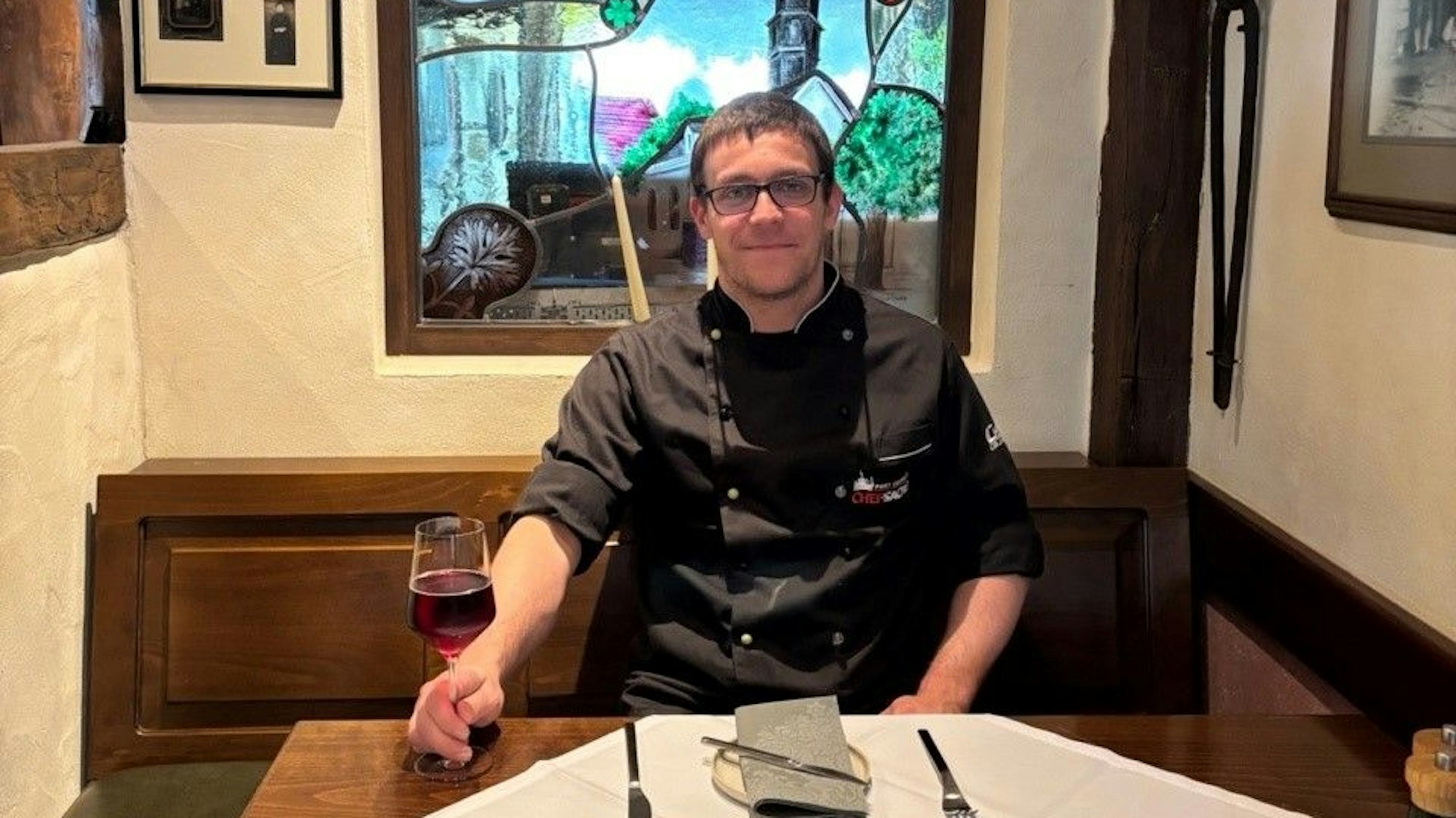 Manuel Tegtmeier hat sich mit Unterstützung der Eltern selbstständig gemacht.