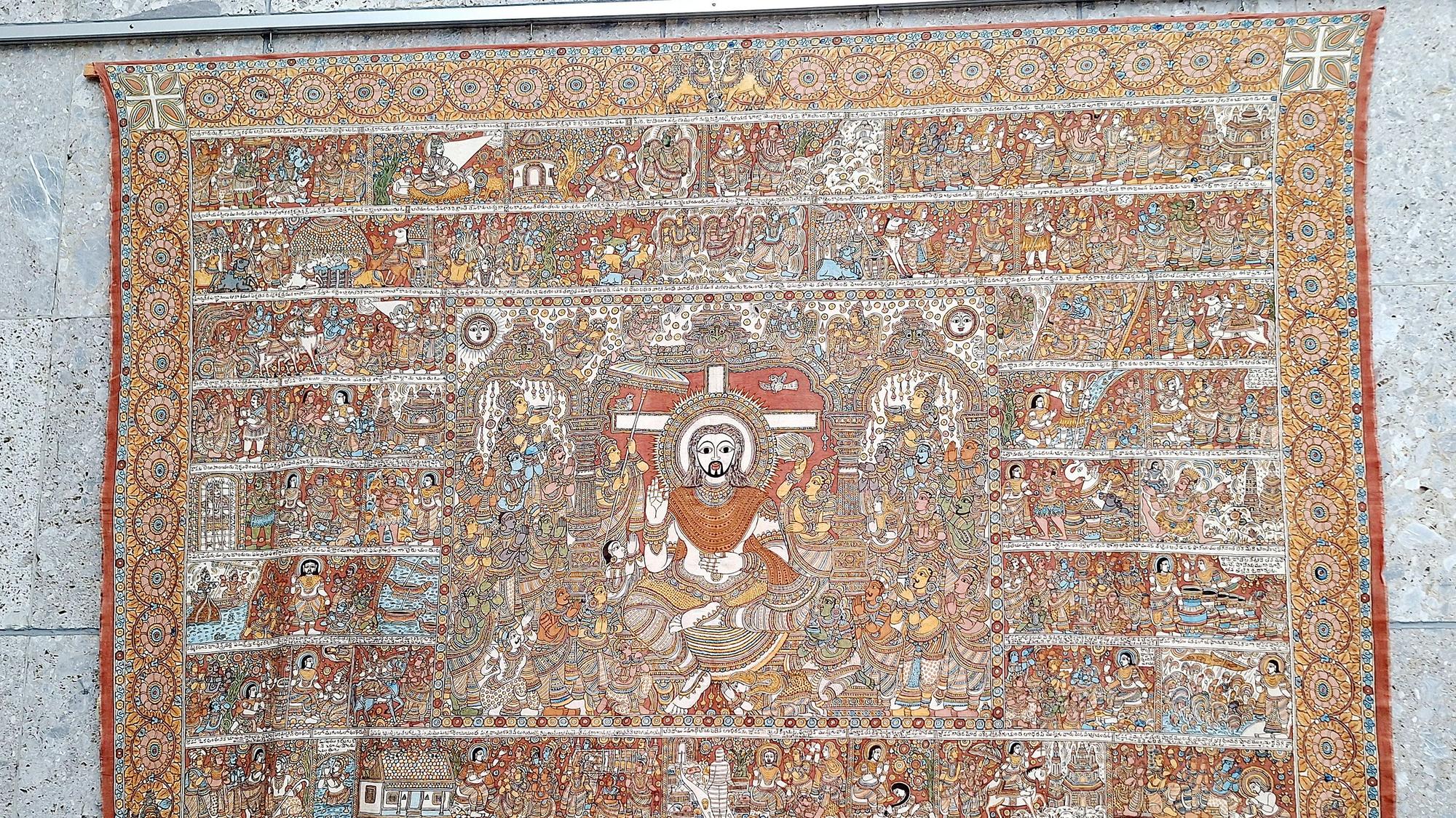 Ein Kalamakti-Wandtuch aus der Sammlung der Steyler hängt jetzt ebenfalls in der Ausstellung Rautenstrauch-Joest-Museum in Köln.
