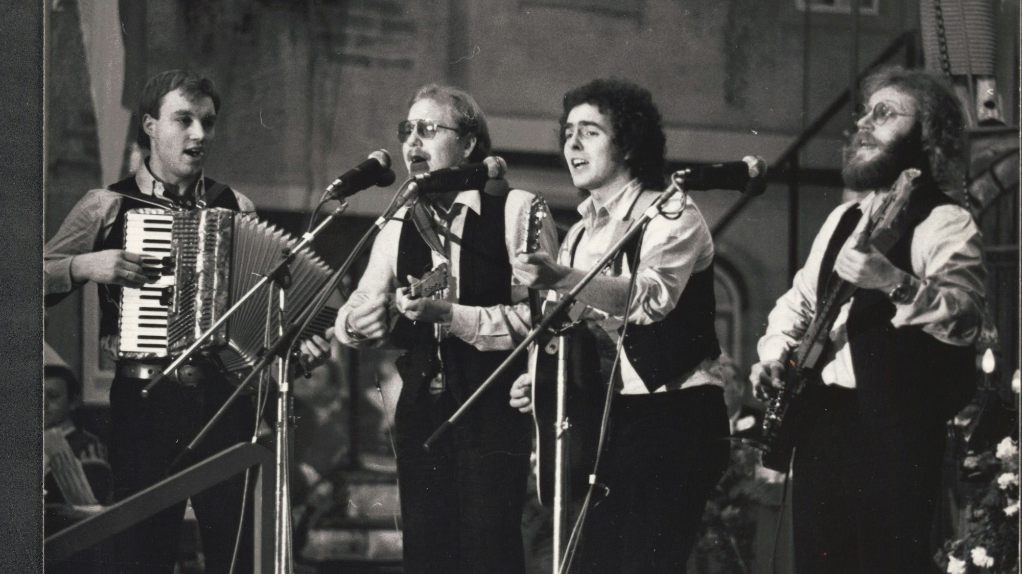 Die Höhner während eines Auftritts im Jahr 1979 mit Peter Werner, Walter Pelzer, Peter Horn und Janus Fröhlich (von links)