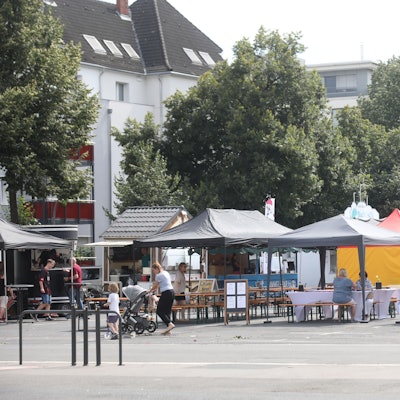 Markt am Auerbachplatz in Sülz