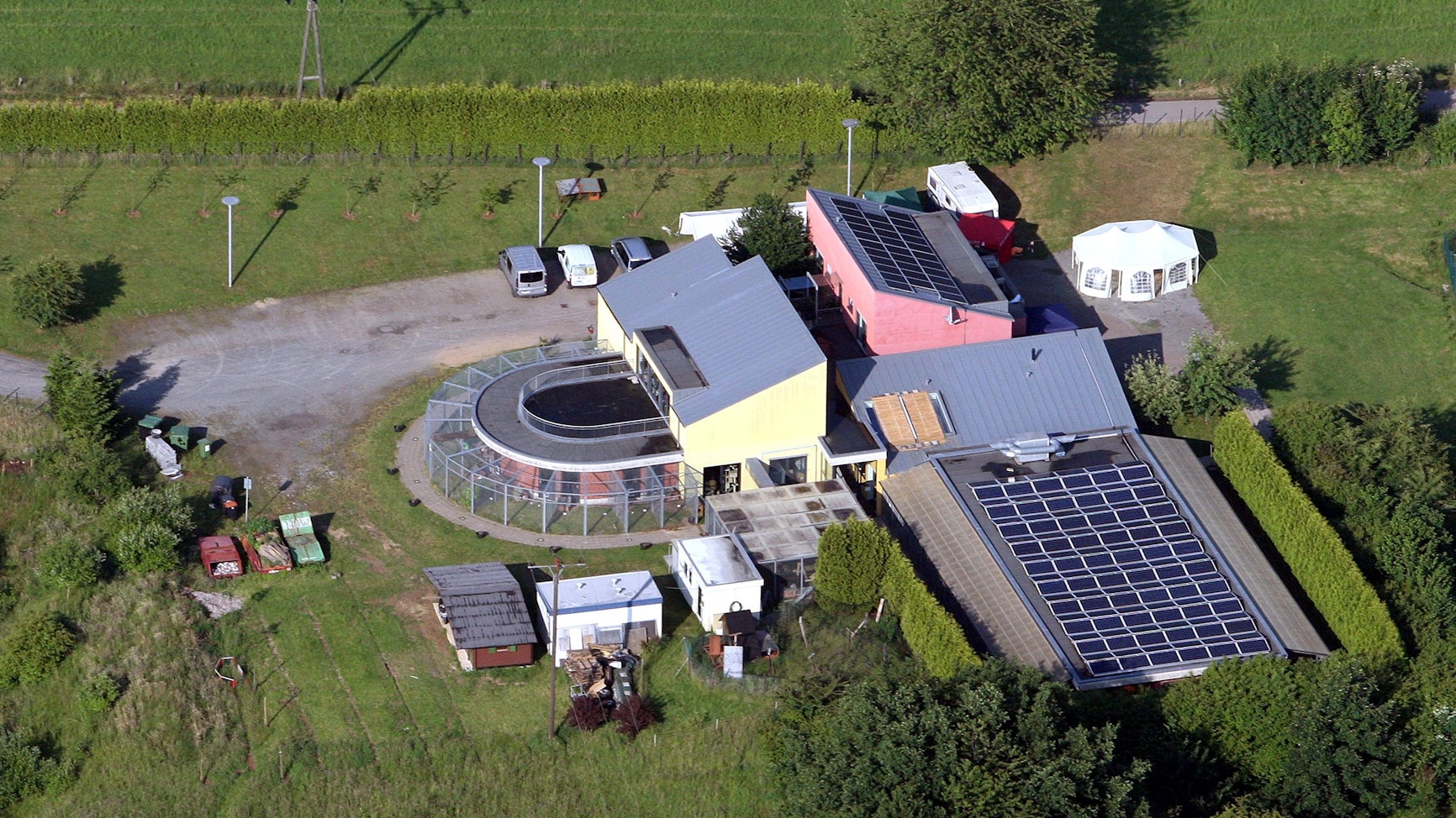 Eine Luftaufnahme des Tierheims in Kürten-Weier.