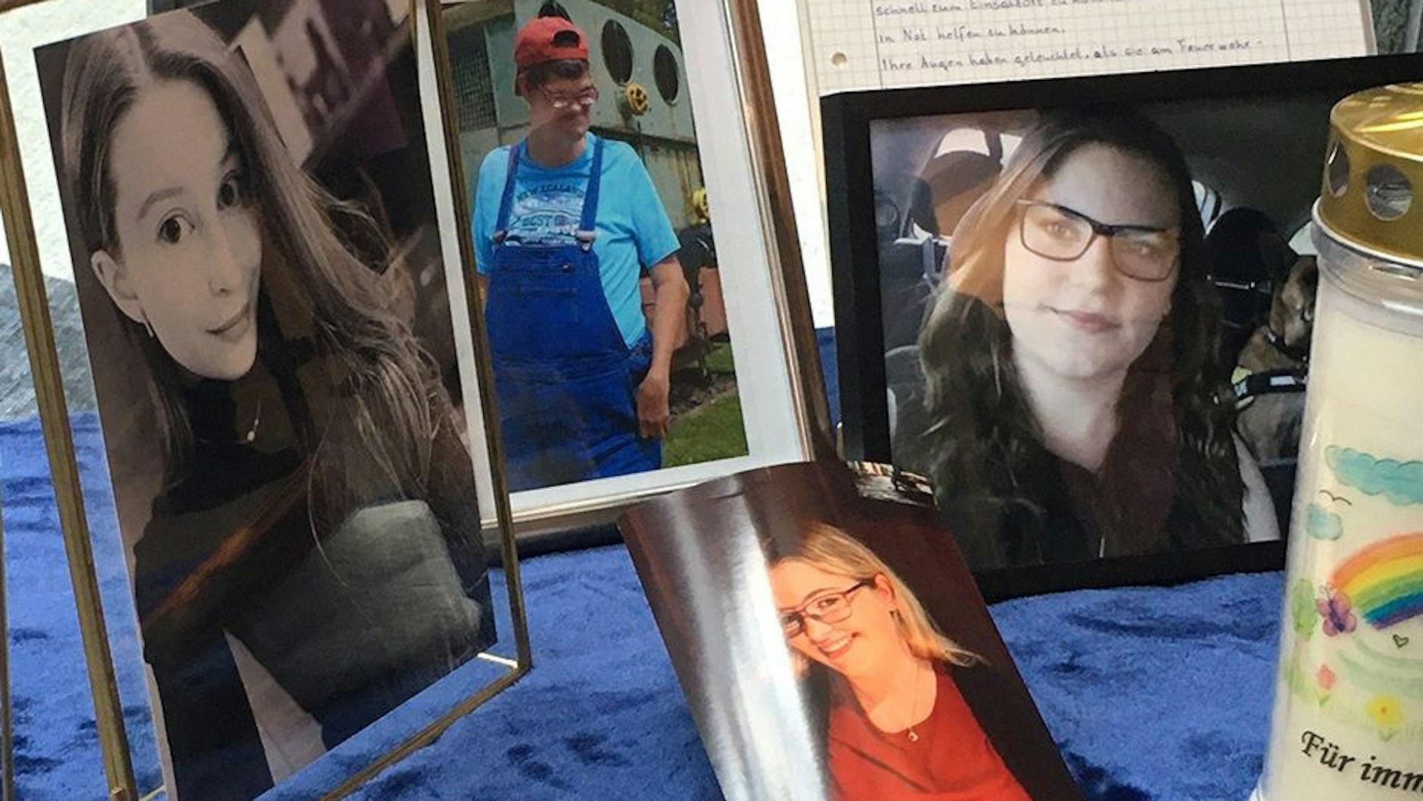 Bilder von Opfern der Flut 2021 (l. Johanna Ort aus Bad Neuenahr, r. Katharina Kraatz aus Barweiler)