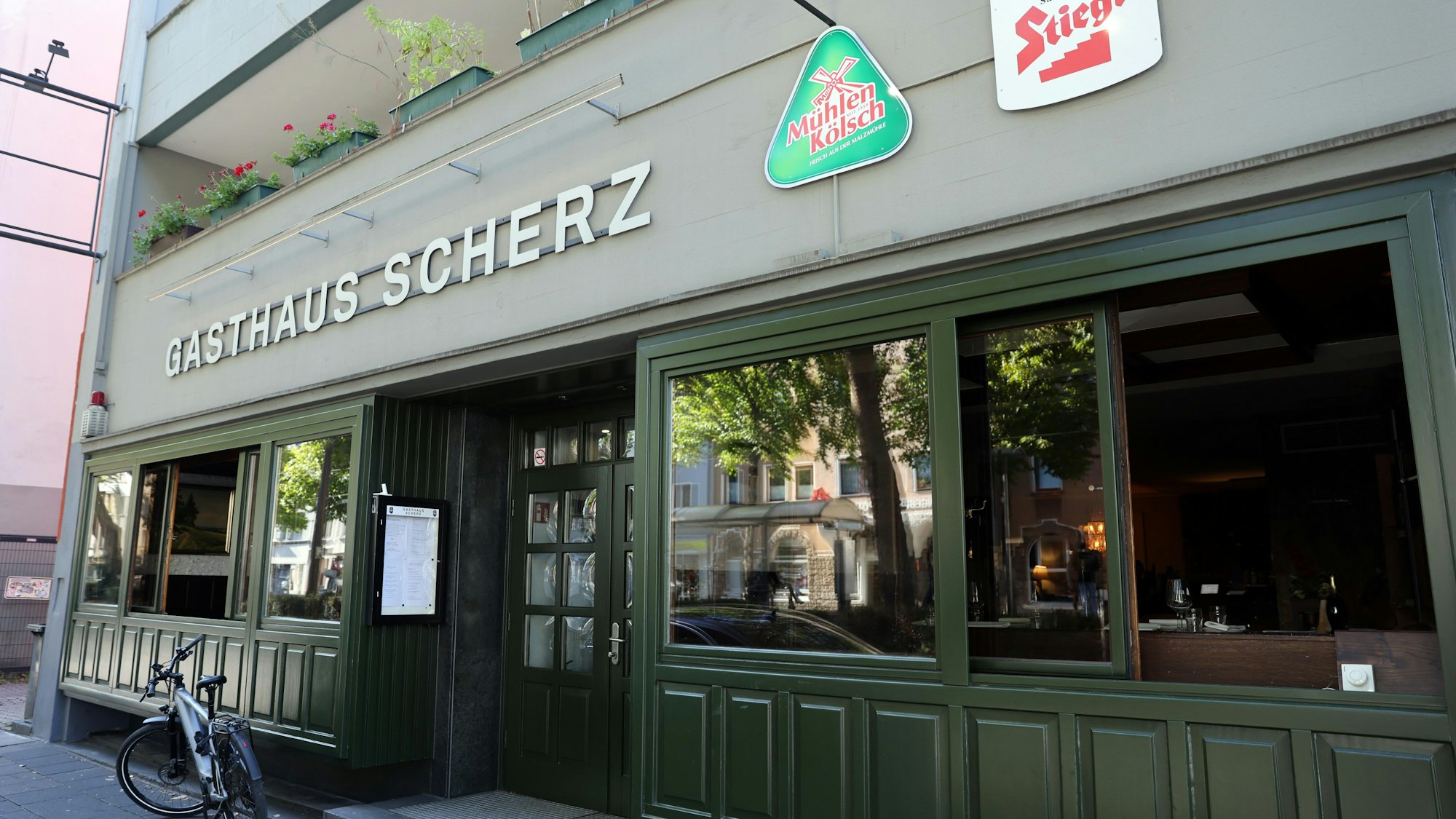 Außenansicht des Gasthaus Scherz.