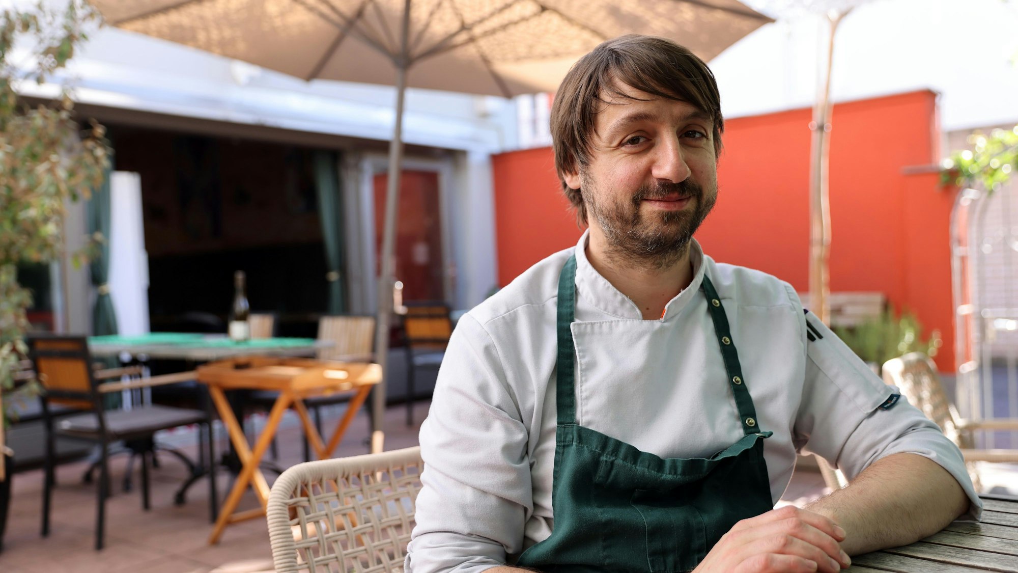 Chefkoch Michael Scherz bietet in seinem Gasthaus an der Luxemburger Straße österreichische Küche.