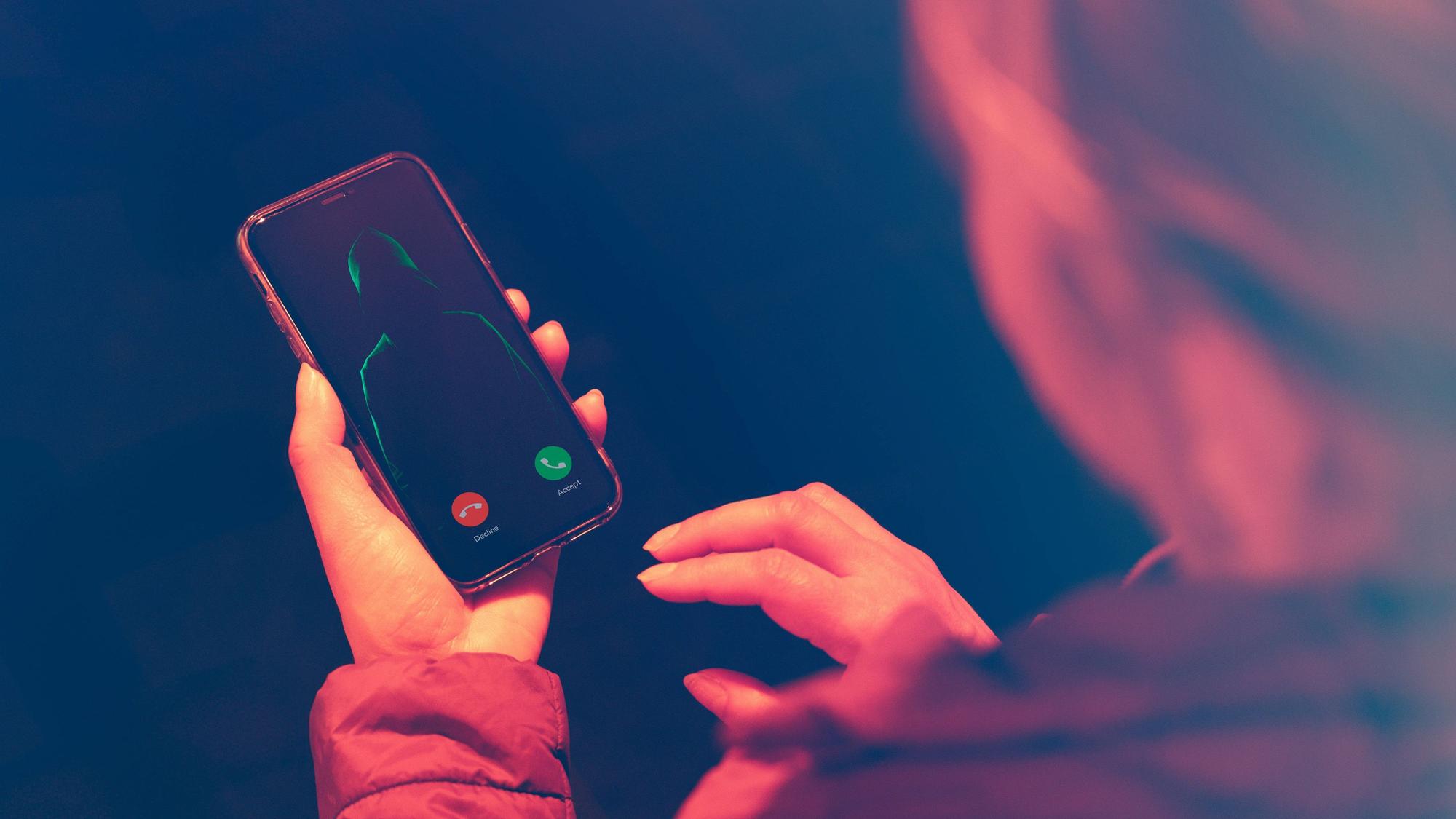 Identitätsdiebstahl. Online-Kriminalität. Wie Sie sich vor Daten- und Finanzdiebstahl im Internet schützen können.
