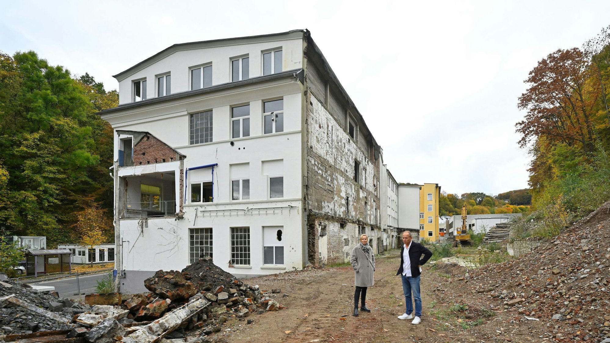 Zu sehen ist die Baustelle auf dem Gelände der ehemaligen Tapetenfabrik.