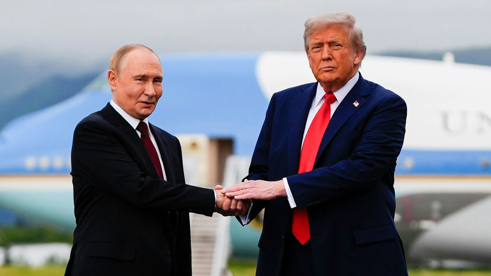 Putin soll in seinem Telefonat mit Trump eine Gebietsabtretung von der Ukraine gefordert haben. (Archivbild)
