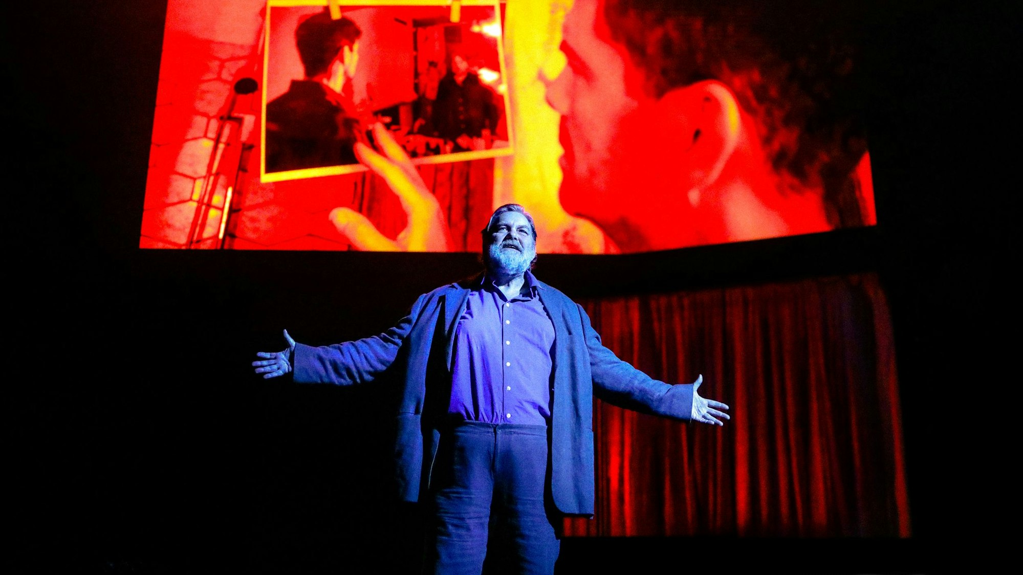 Andreas Beck in „Faust“ am Schauspiel Köln.