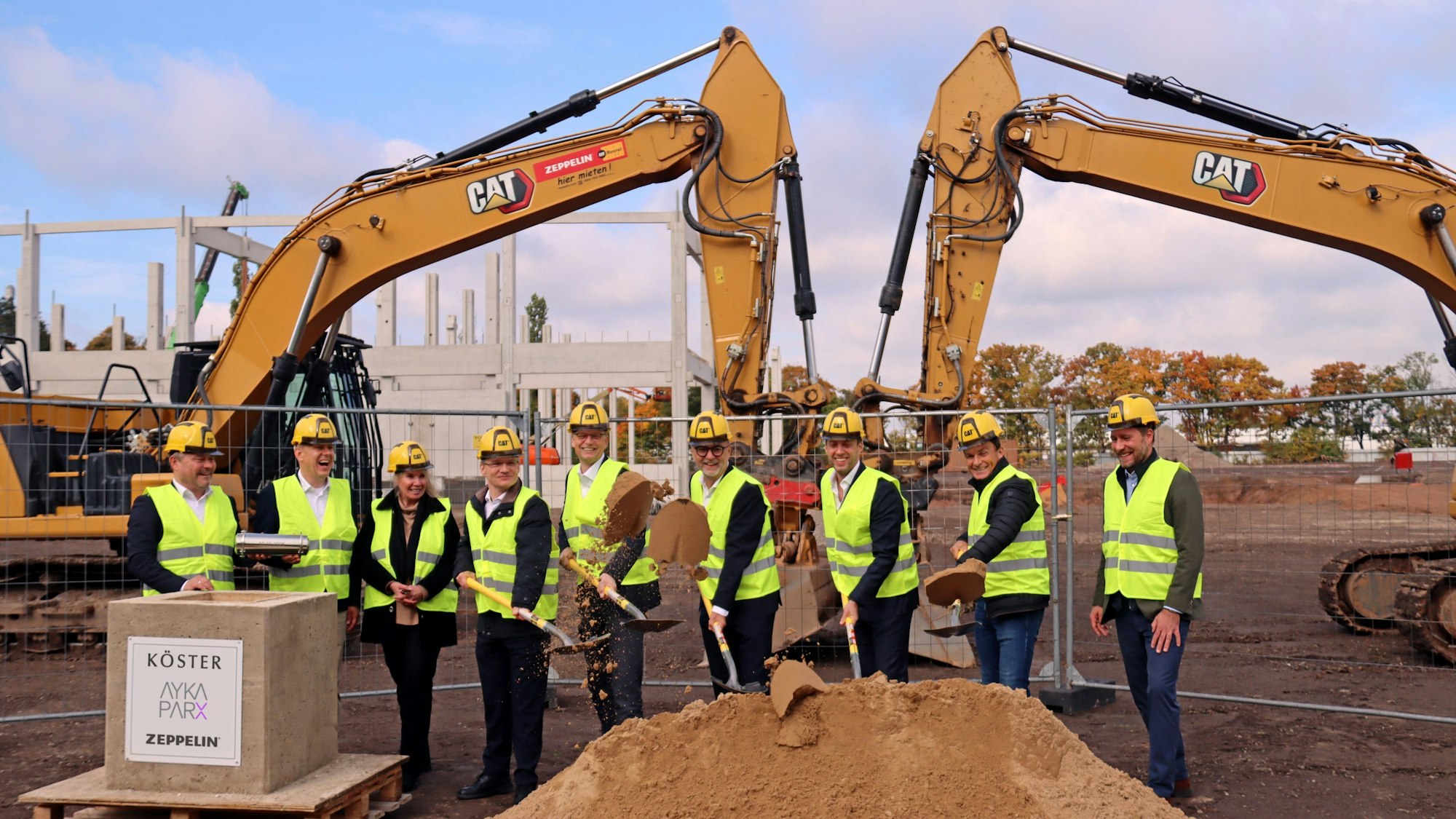 Spatenstich neues Logistik-Verteilzentrum in Porz-Eil der Zeppelin Baumaschinen GmbH